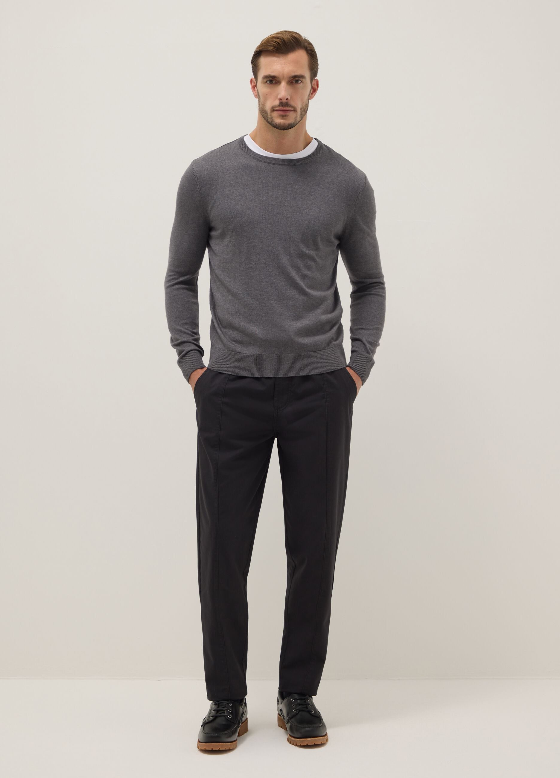Pantaloni chino in puro cotone nero slim fit