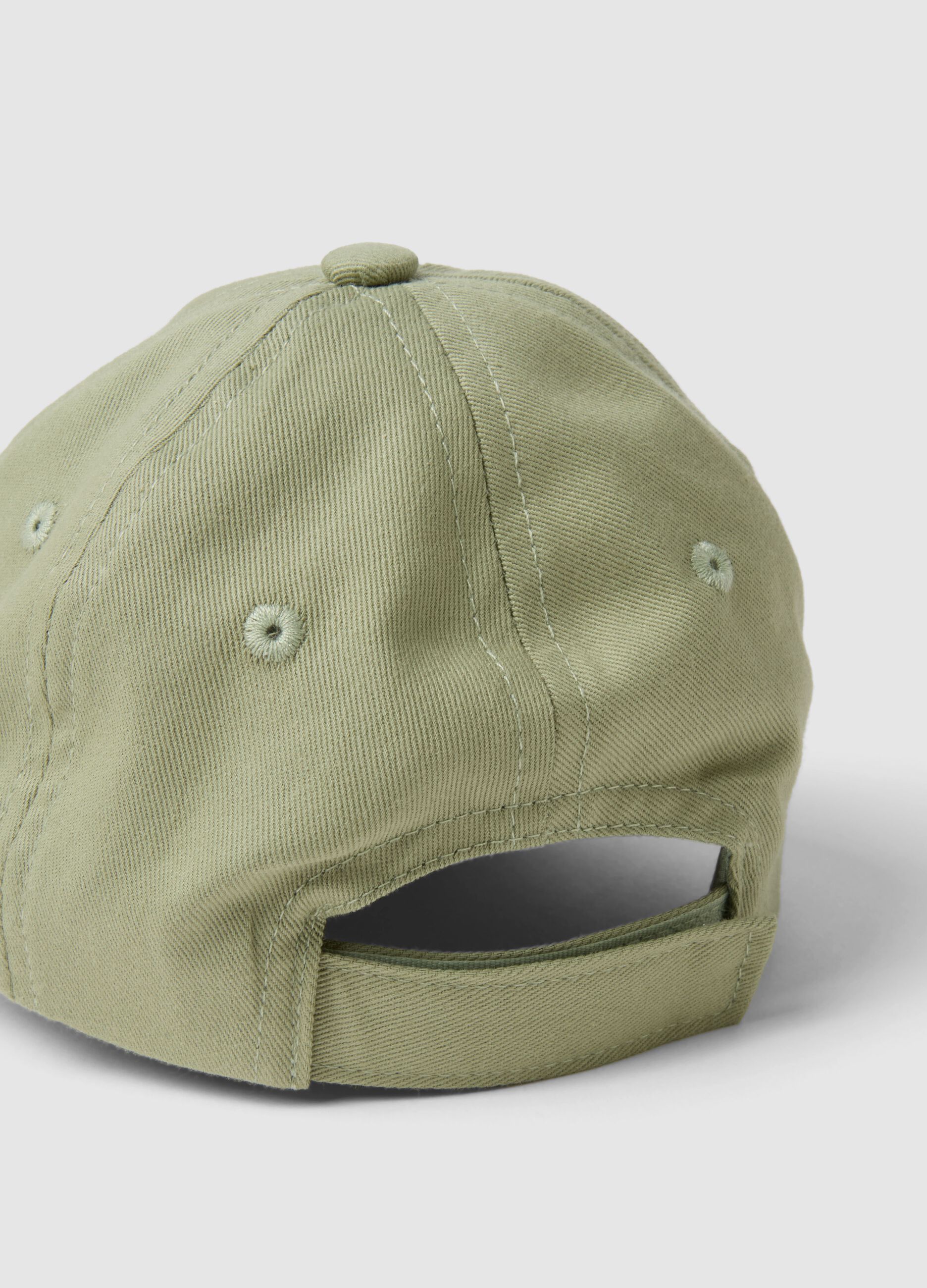 Green pure cotton baseball cap for children with embroidery