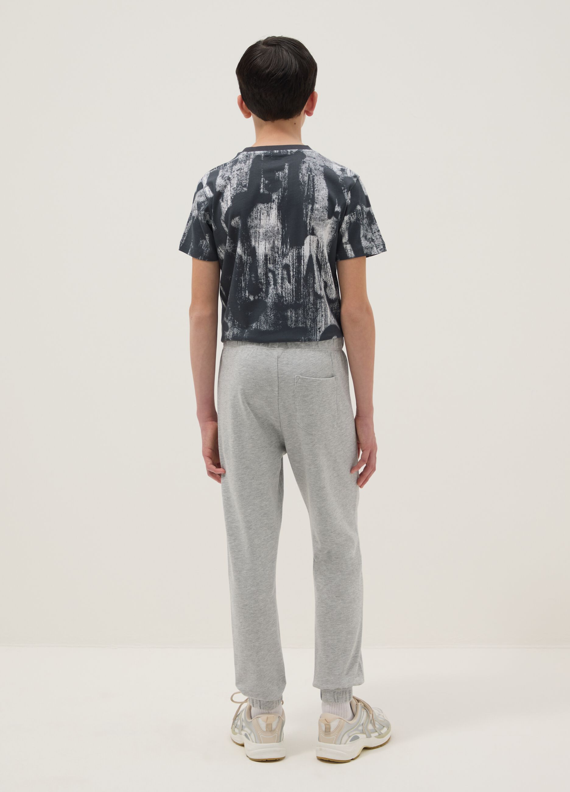 Boys&rsquo; grey cotton-viscose blend joggers, regular fit