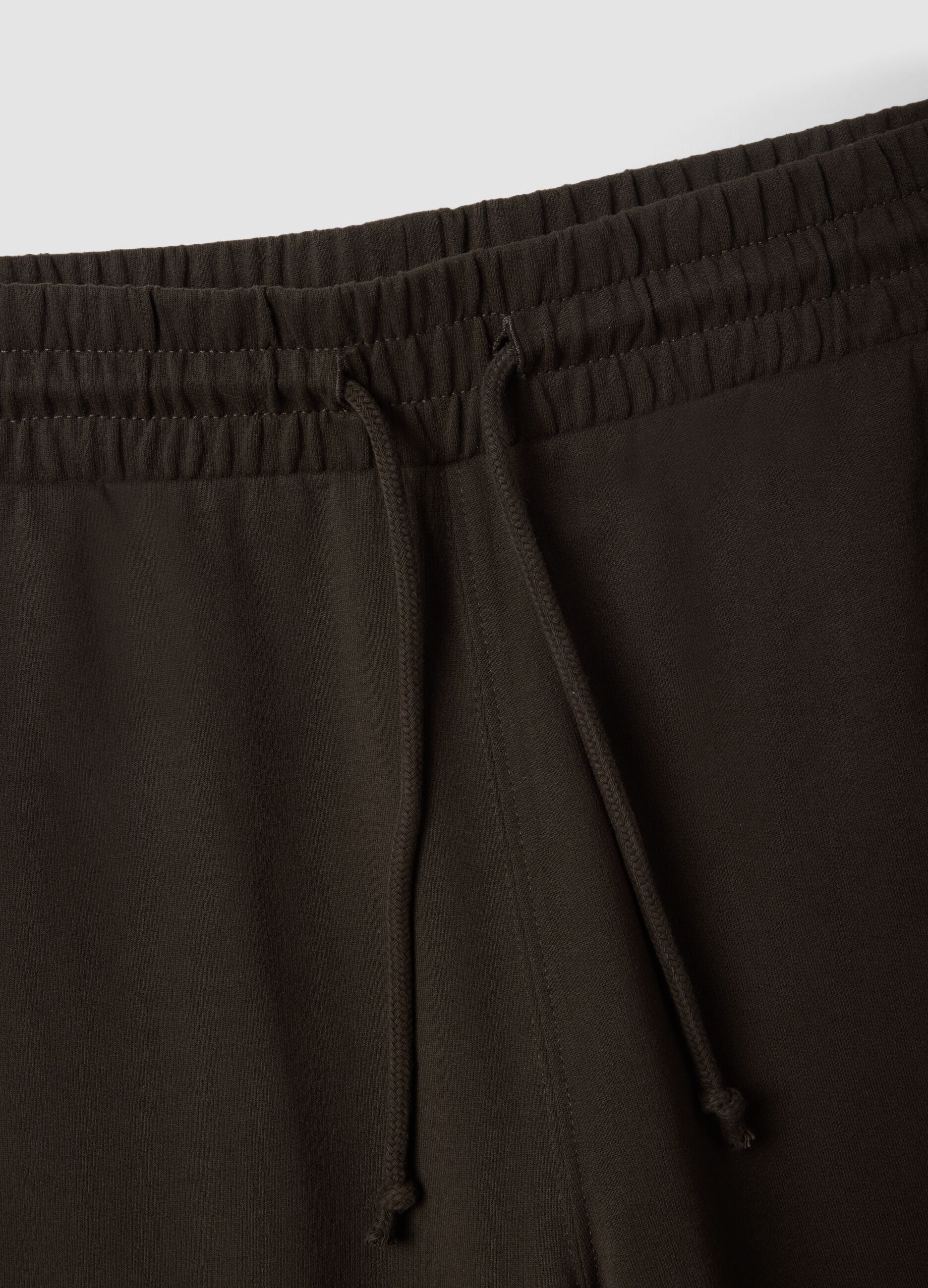 Brown cotton blend regular fit shorts