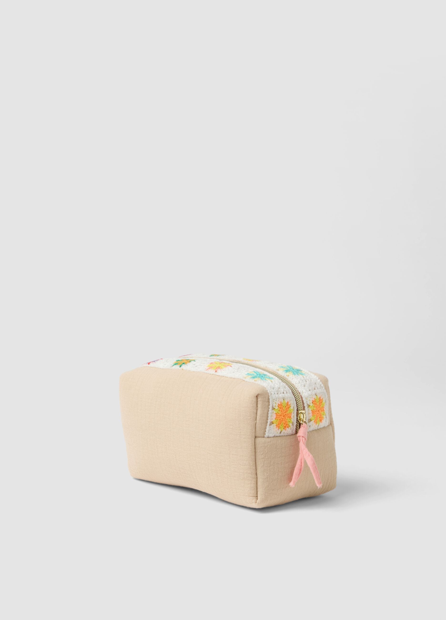 Multicolour pure cotton pouch with floral embroidery