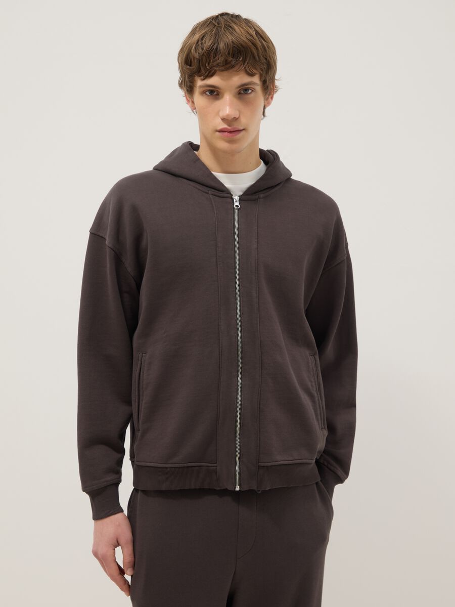 Brown cotton blend oversized fit hoodie_0
