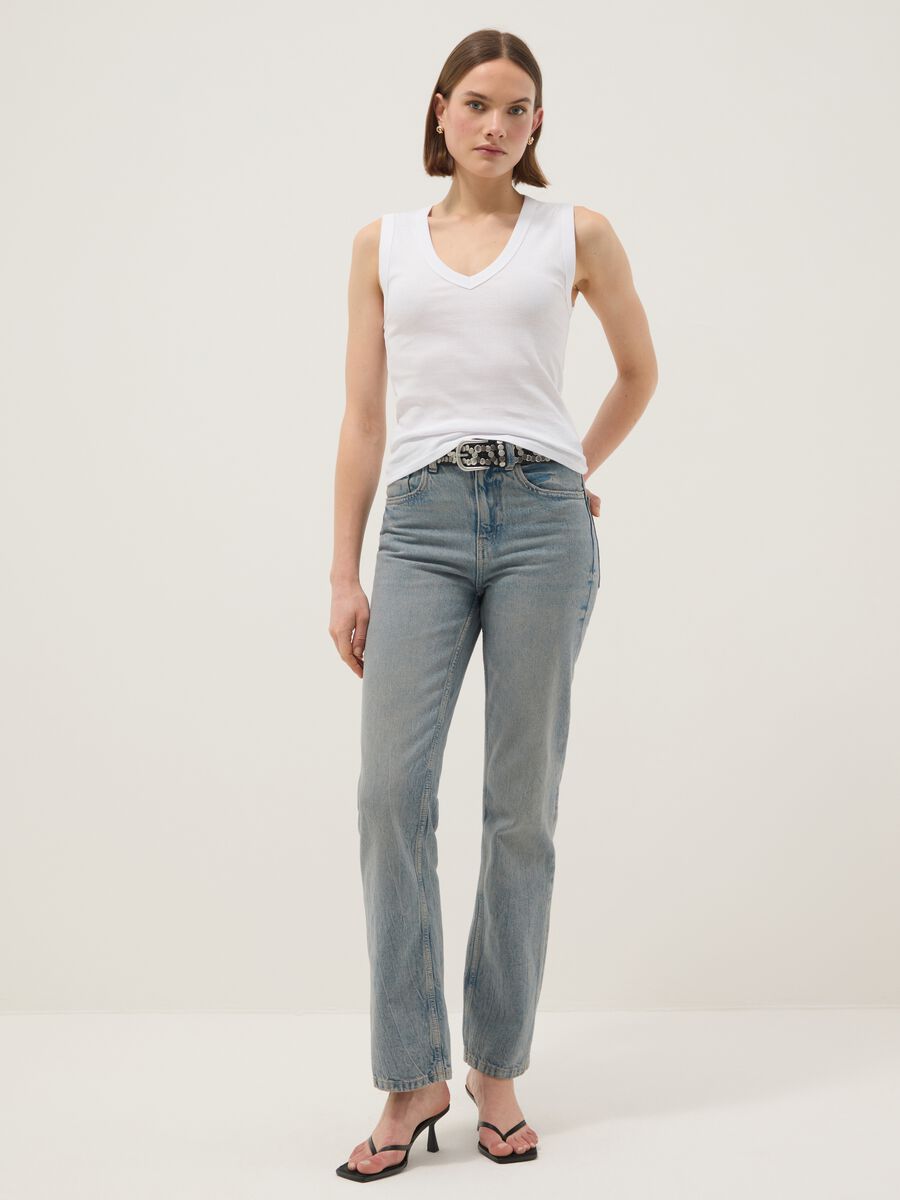 White pure cotton V-neck regular fit tank top_2
