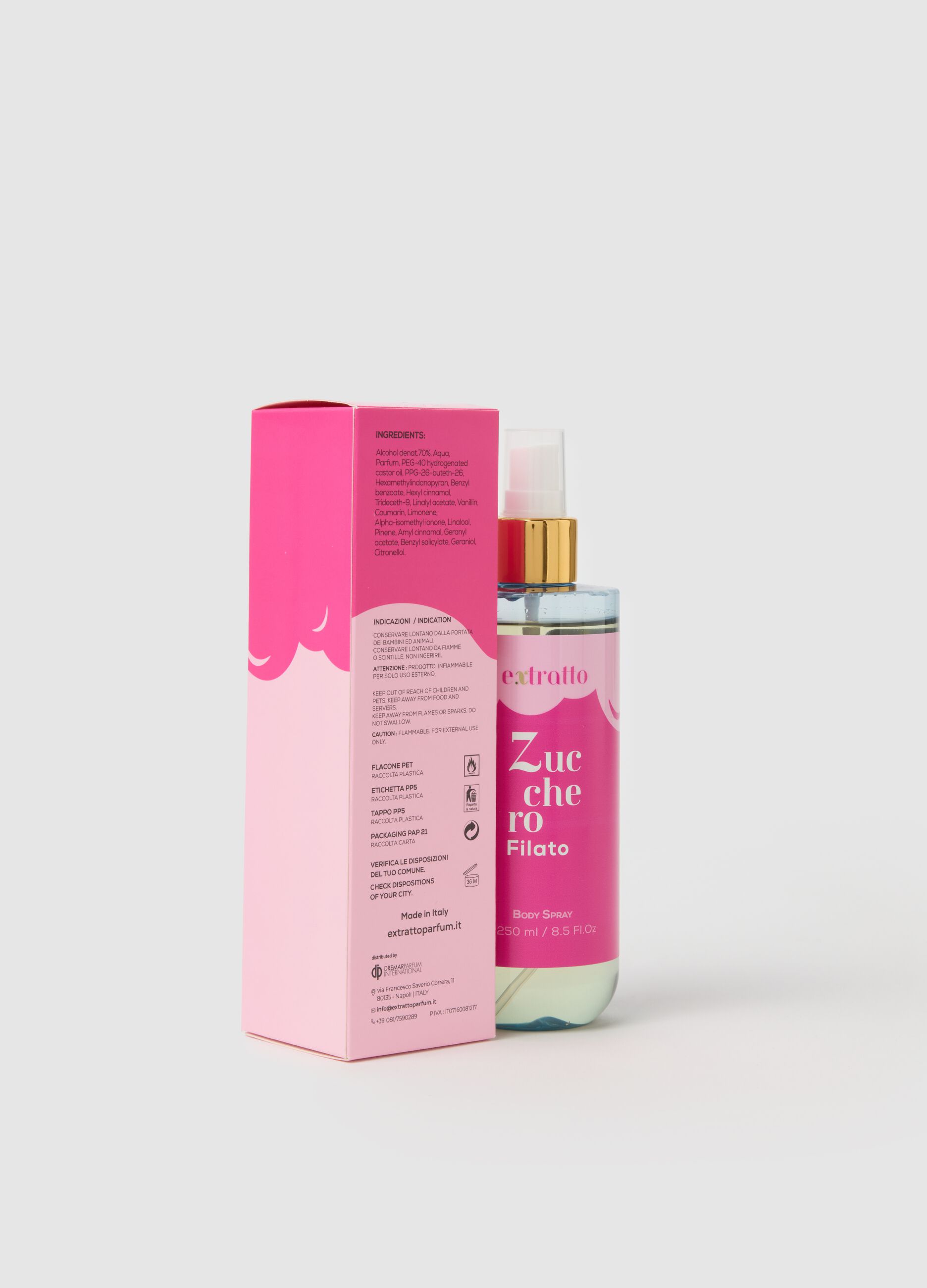 Body Spray with spun sugar and caramelised strawberry notes, sweet and intense, fresh and enveloping.