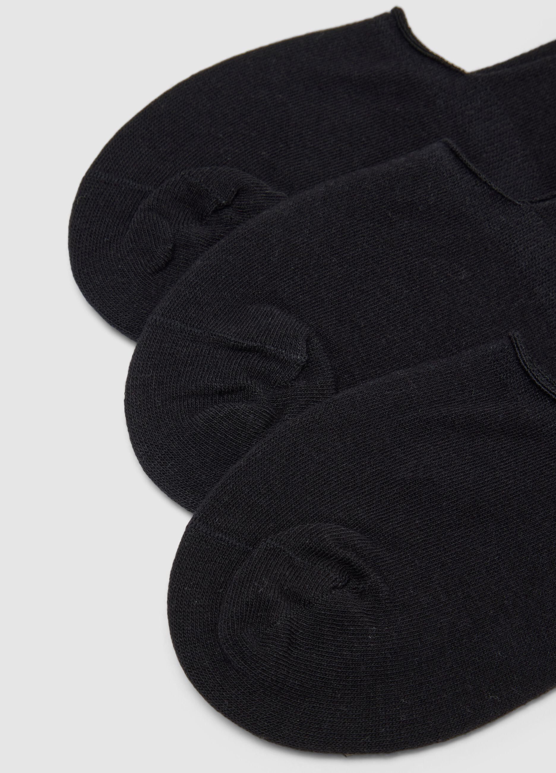 Triple pack of black stretchy cotton blend sports socks