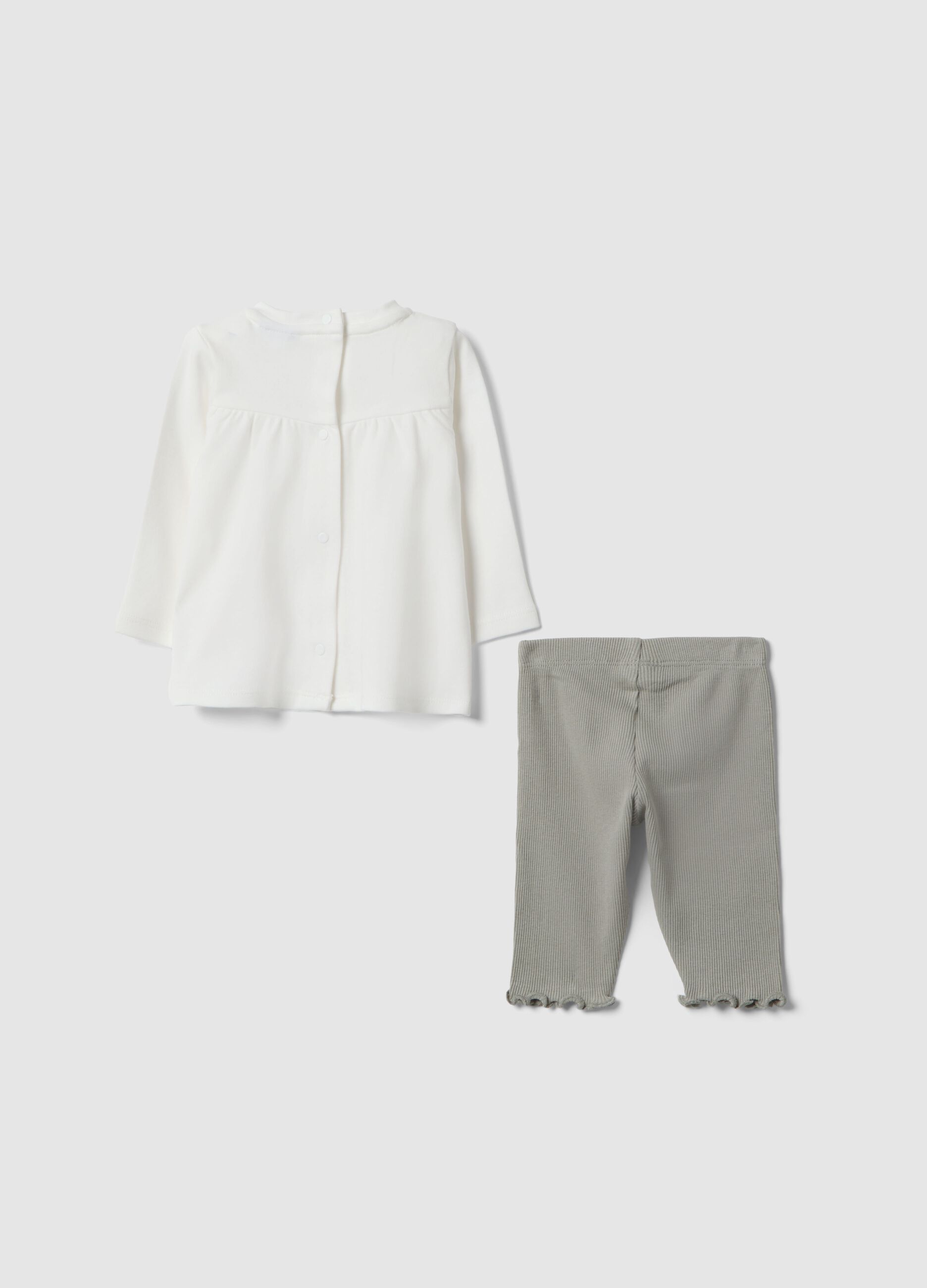 White and grey organic cotton set for baby girls