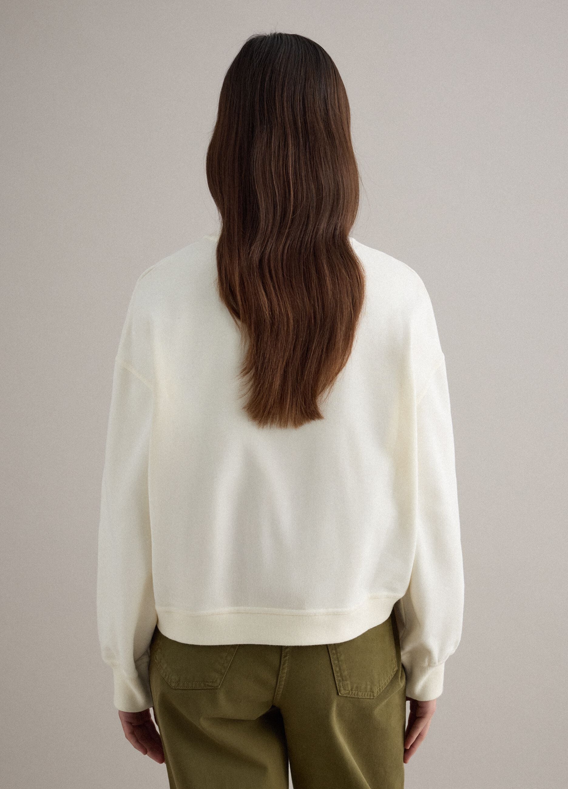 White cotton blend crew neck jumper regular fit with floral embroidery
