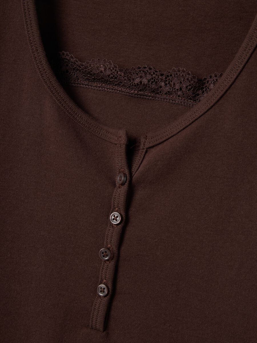 Brown regular fit cotton blend T-shirt with lace details_5