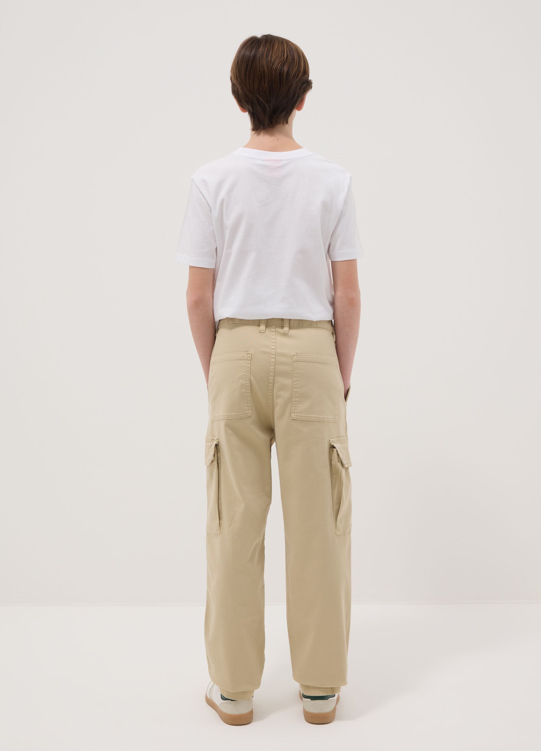 Boy's beige stretch cotton cargo trousers, regular fit