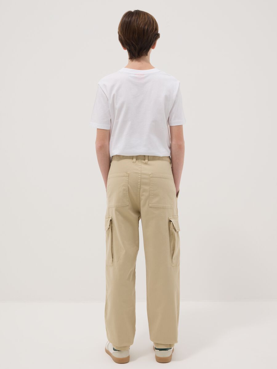 Boy's beige stretch cotton cargo trousers, regular fit_2