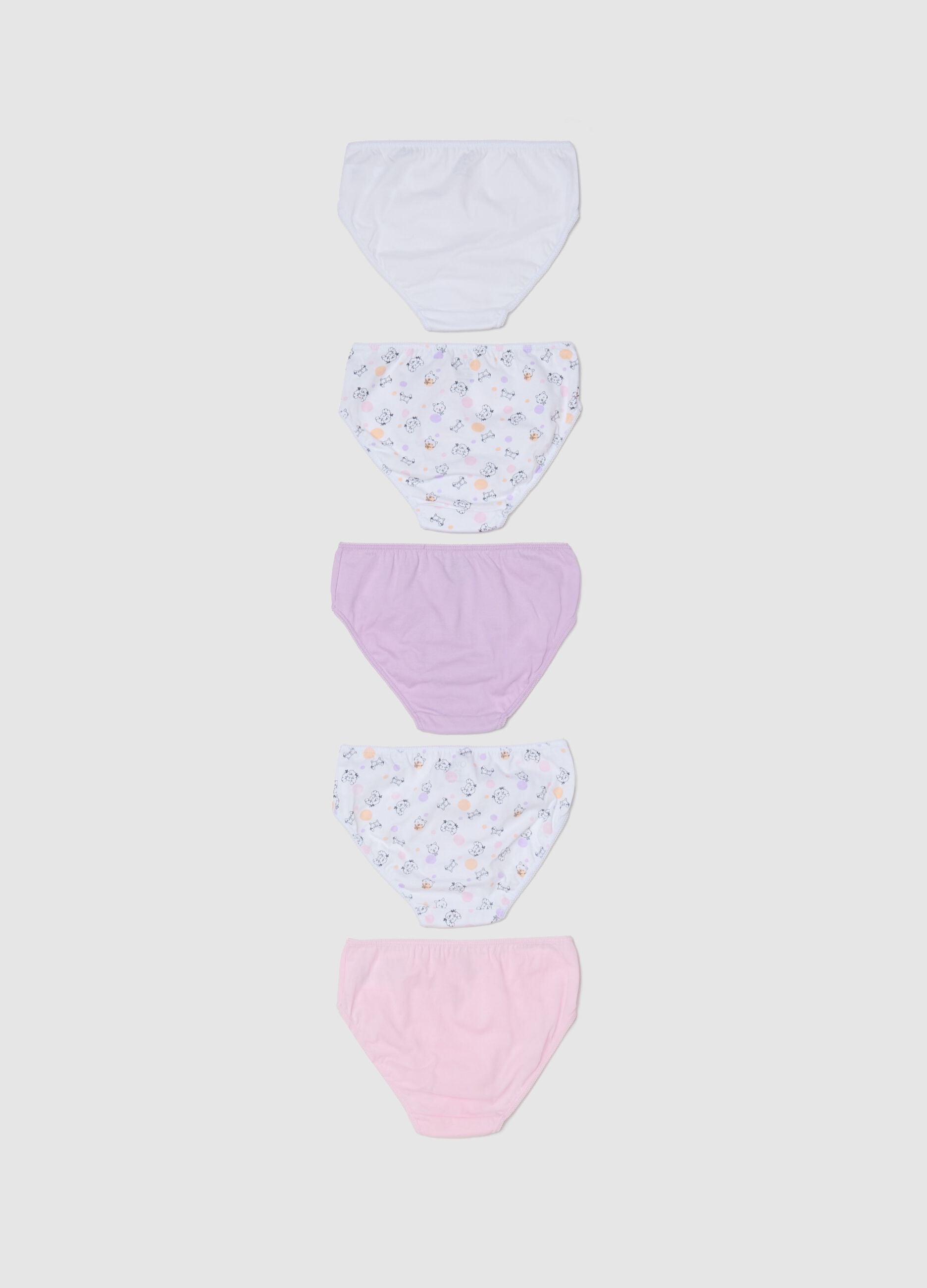 Multipack of comfortable multicolor pure cotton panties for girls