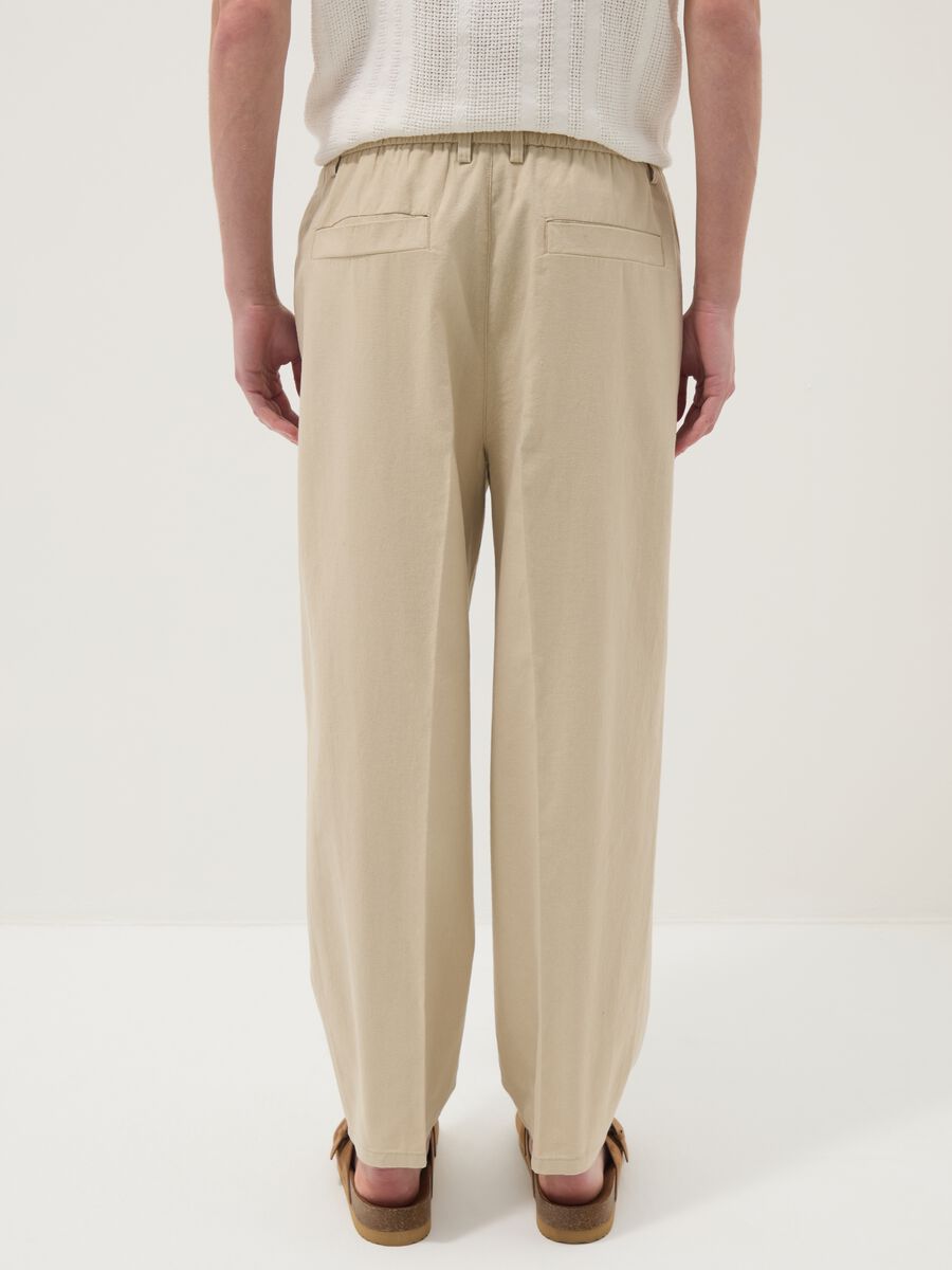 Pantaloni beige in misto lino e cotone con vita elasticizzata_2