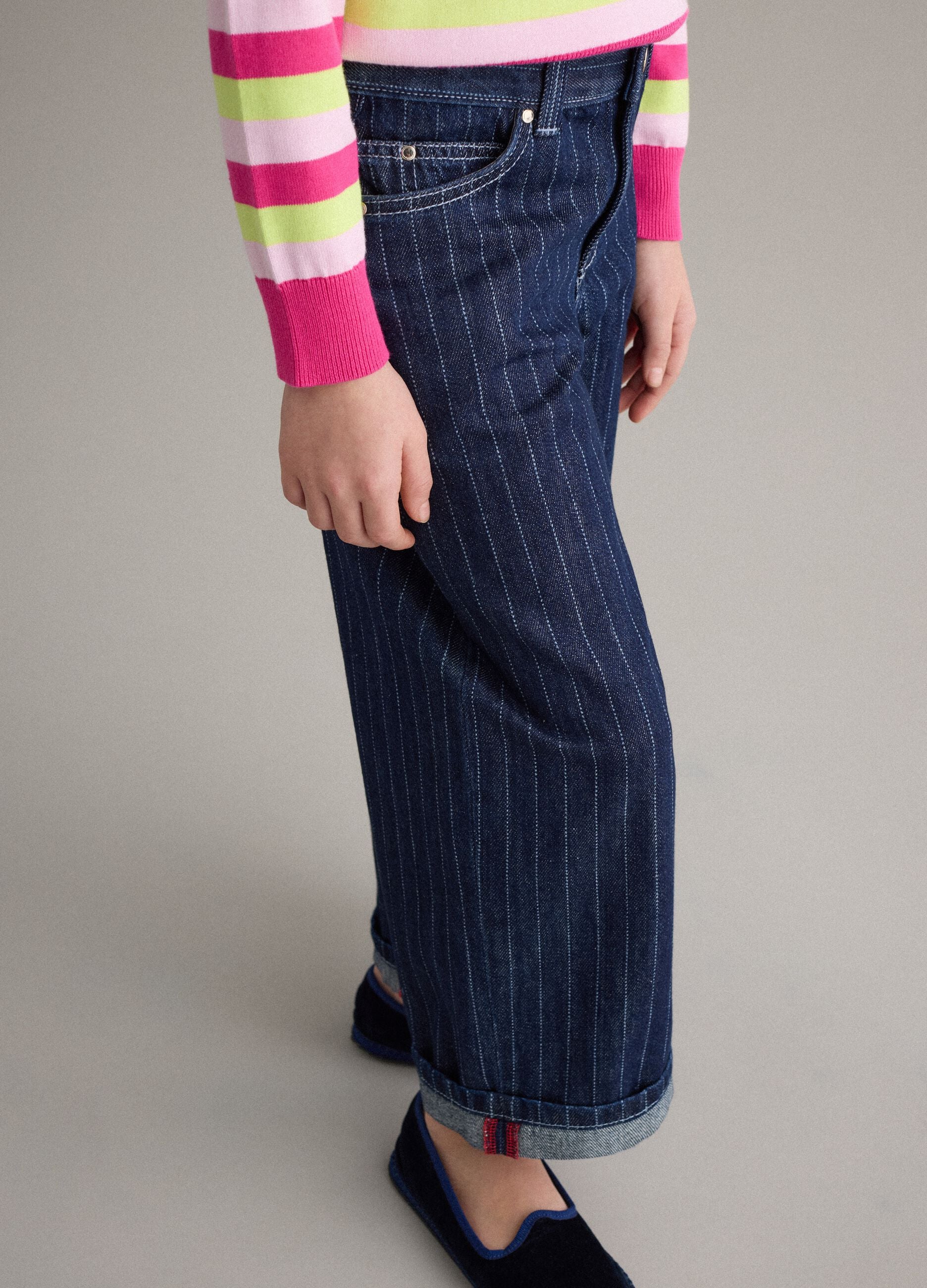 Girls' regular fit blue cotton-blend jeans with contrast stitching
