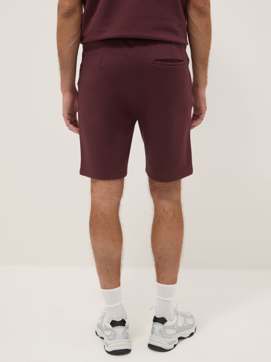 Brown pure cotton regular-fit shorts with drawstring_2