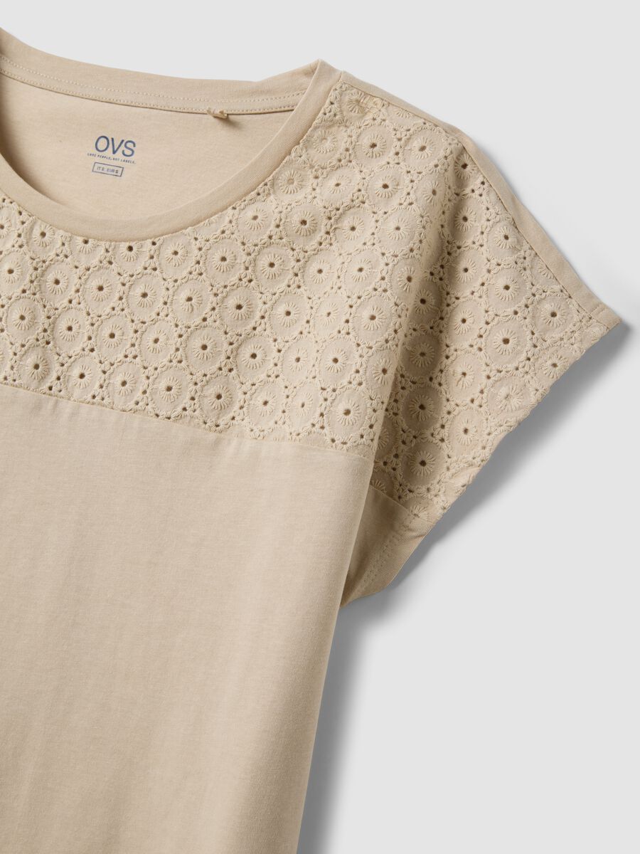 Beige pure cotton T-shirt with broderie anglaise_5