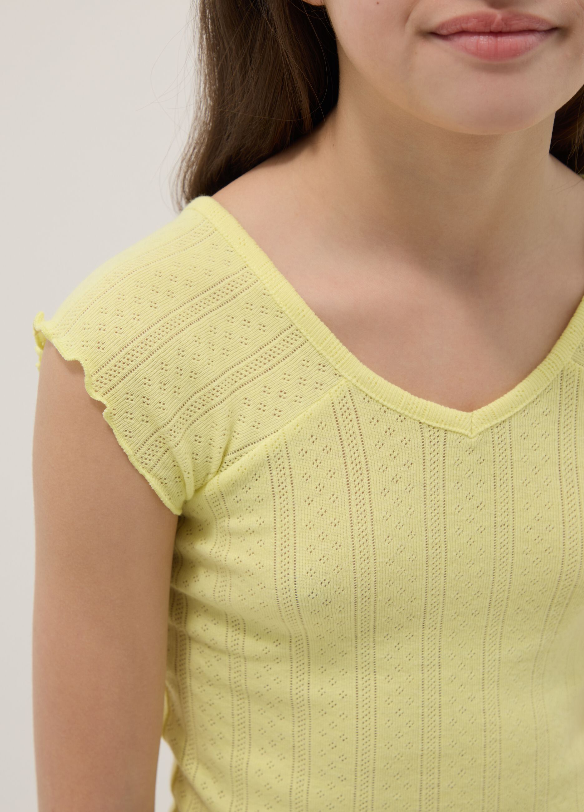 Yellow girls' cotton blend fitted V-neck t-shirt