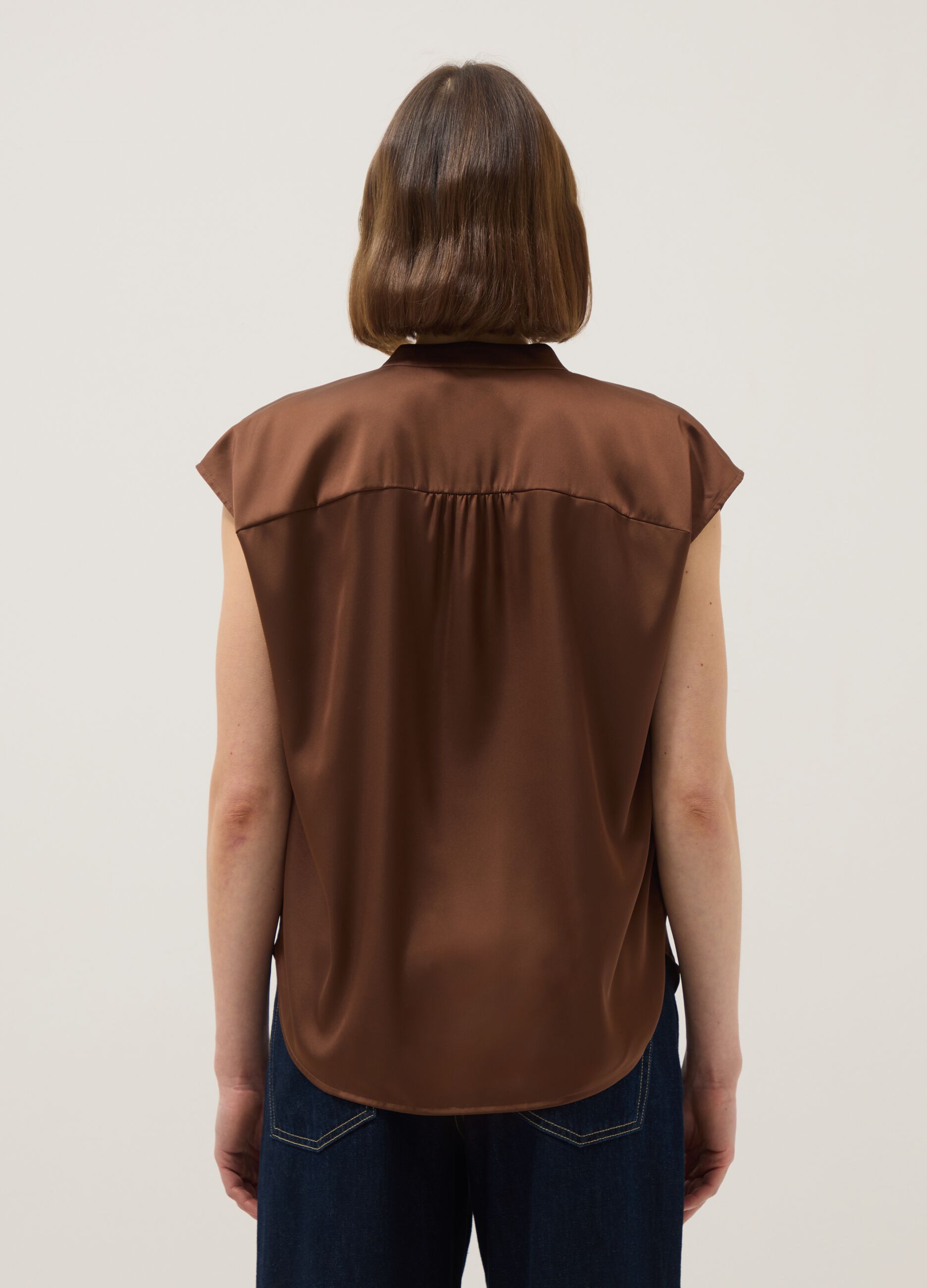 Brown short-sleeve blouse regular fit with mandarin collar