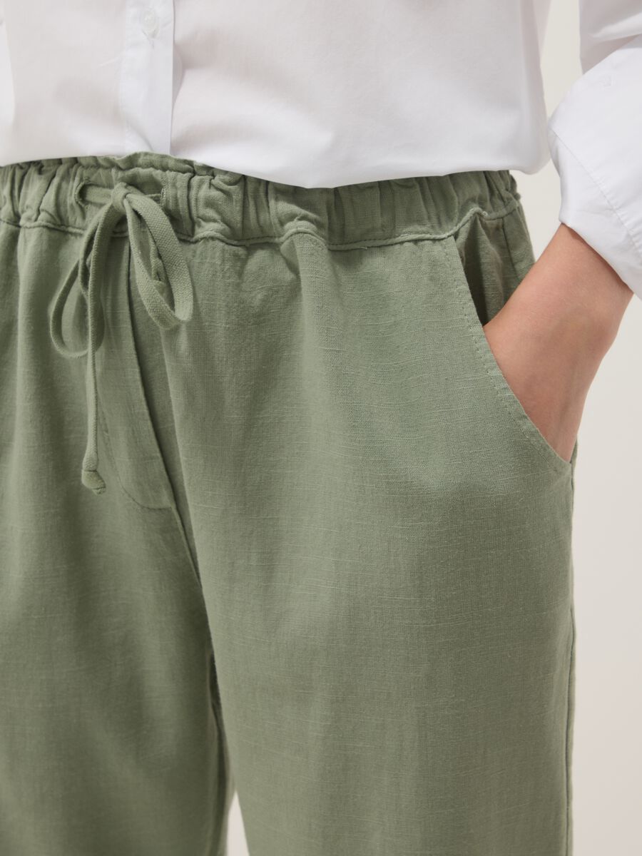 Green linen-cotton blend trousers with elasticated waist_3