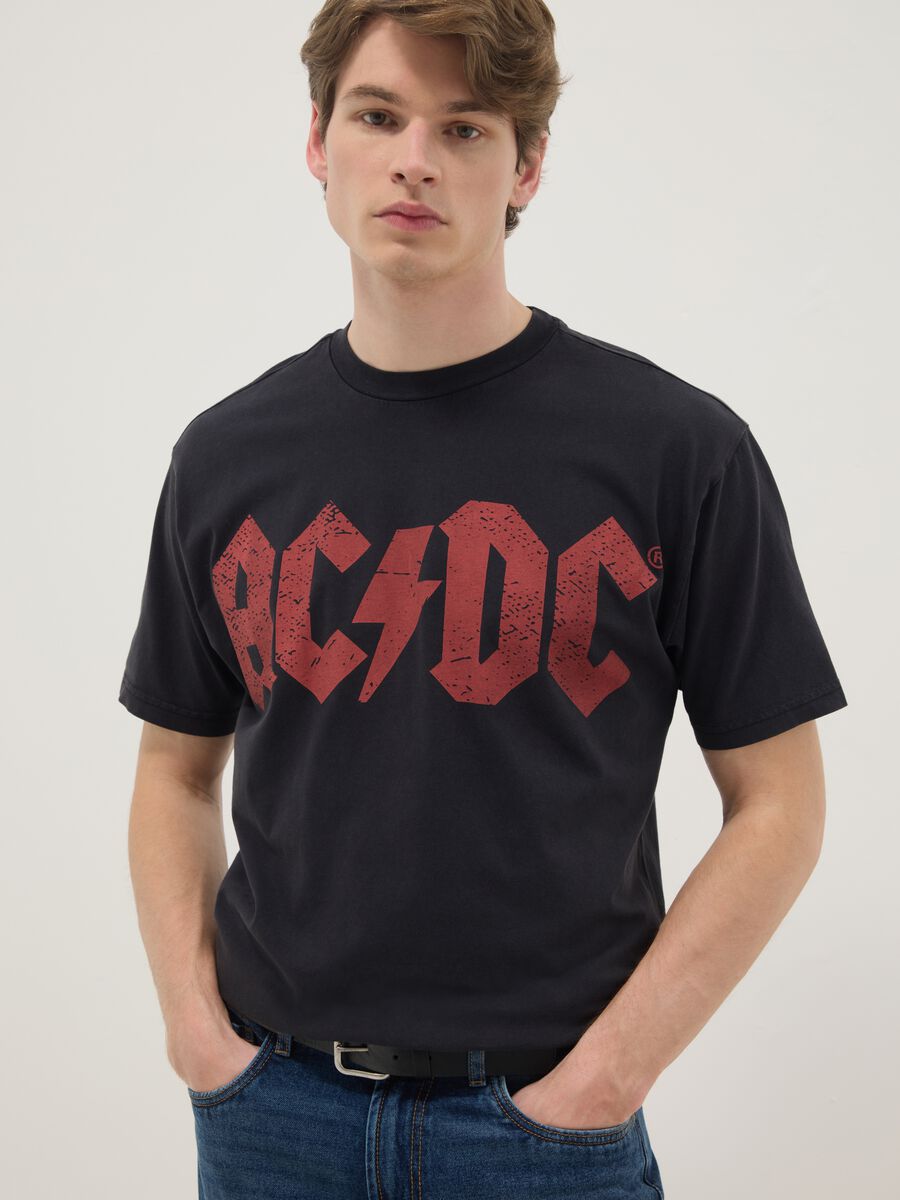 Black pure cotton regular fit T-shirt with AC/DC logo_0