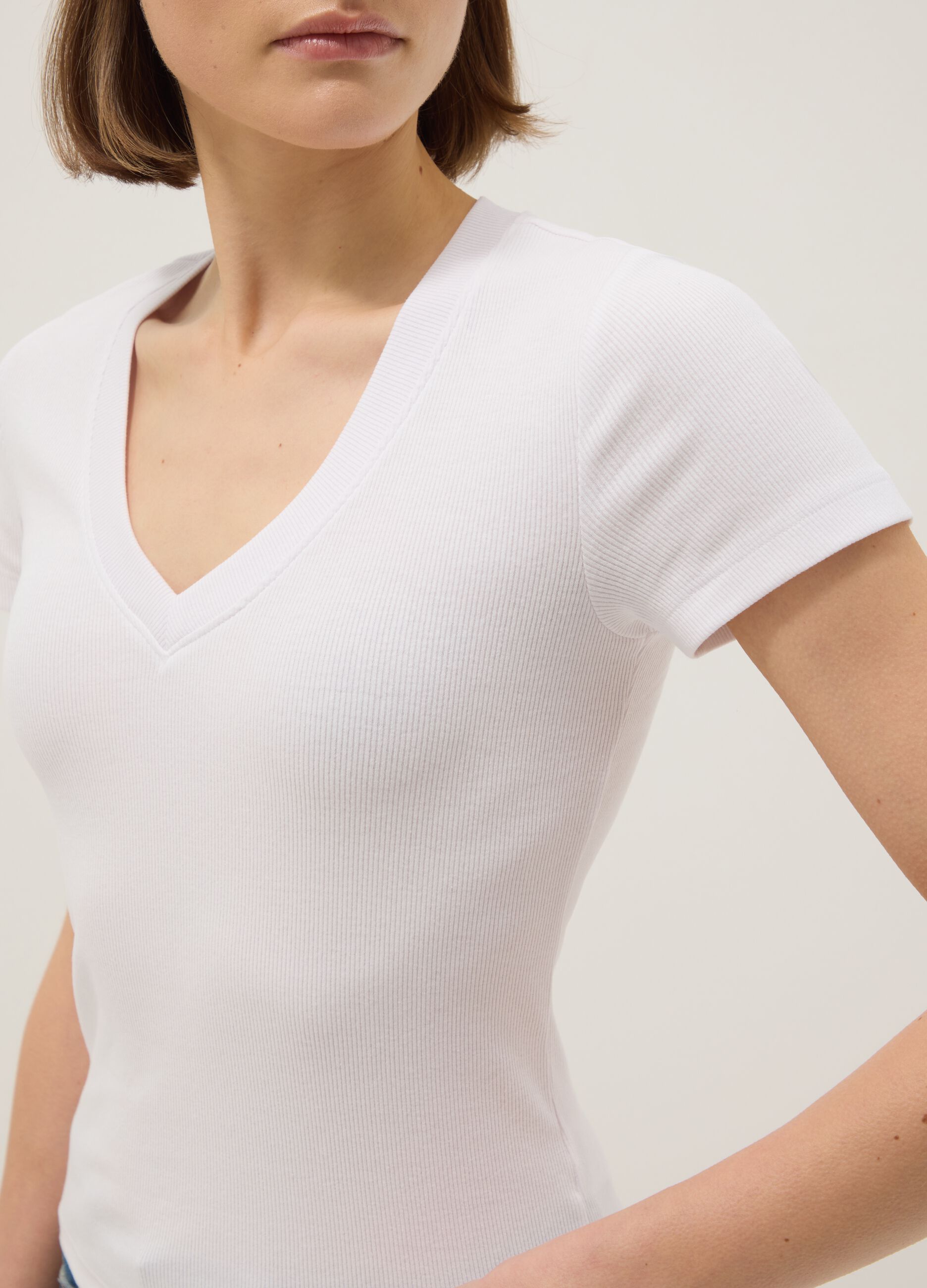 White regular fit deep V stretch cotton T-shirt