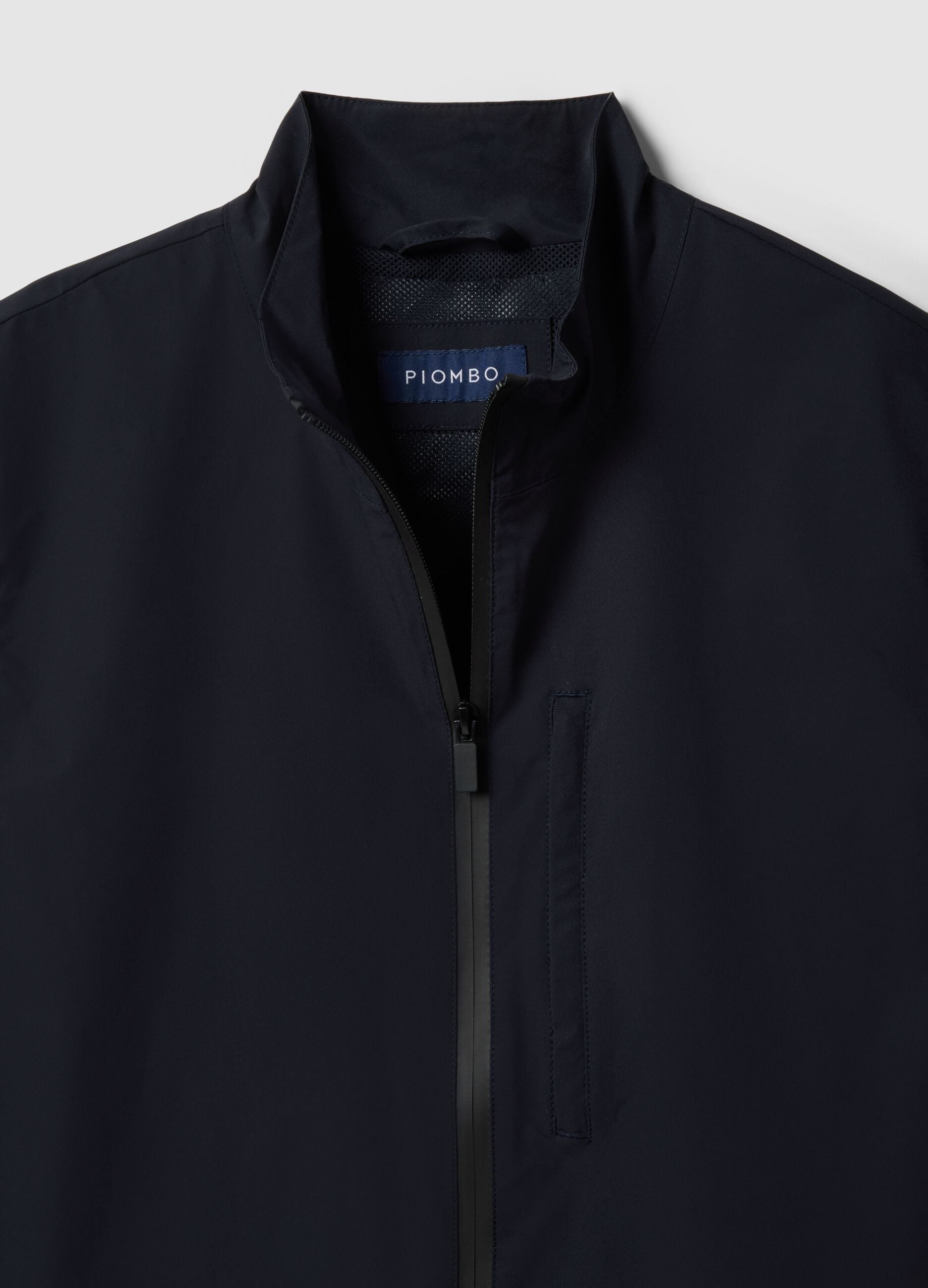 Ultra-light blue regular fit gilet with full zip