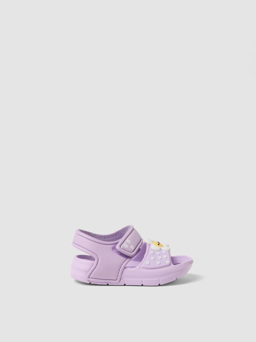 Purple sandals with Velcro fastening and appliqu&eacute; flower_0