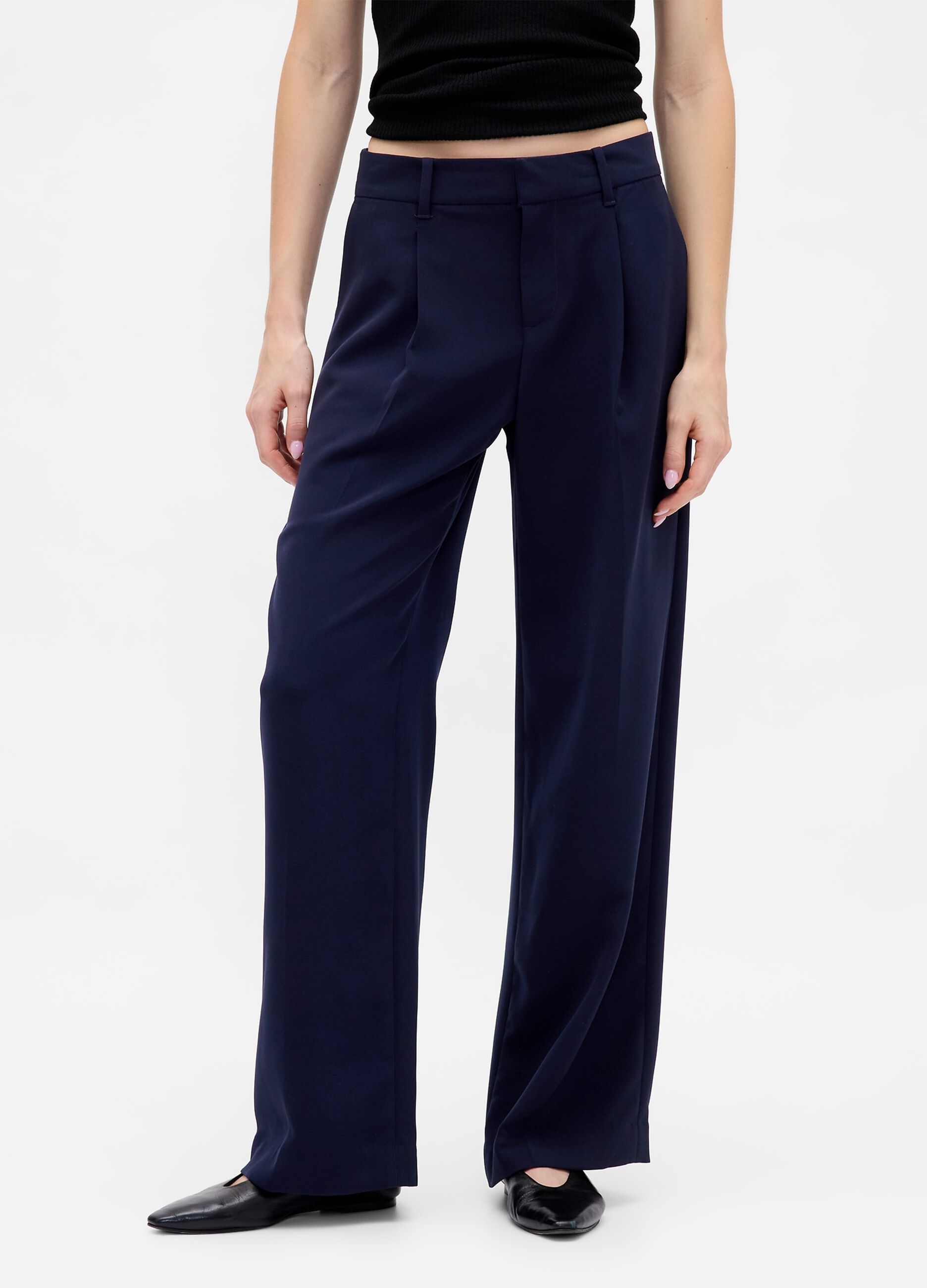 Wide-leg blue trousers in stretchy fabric