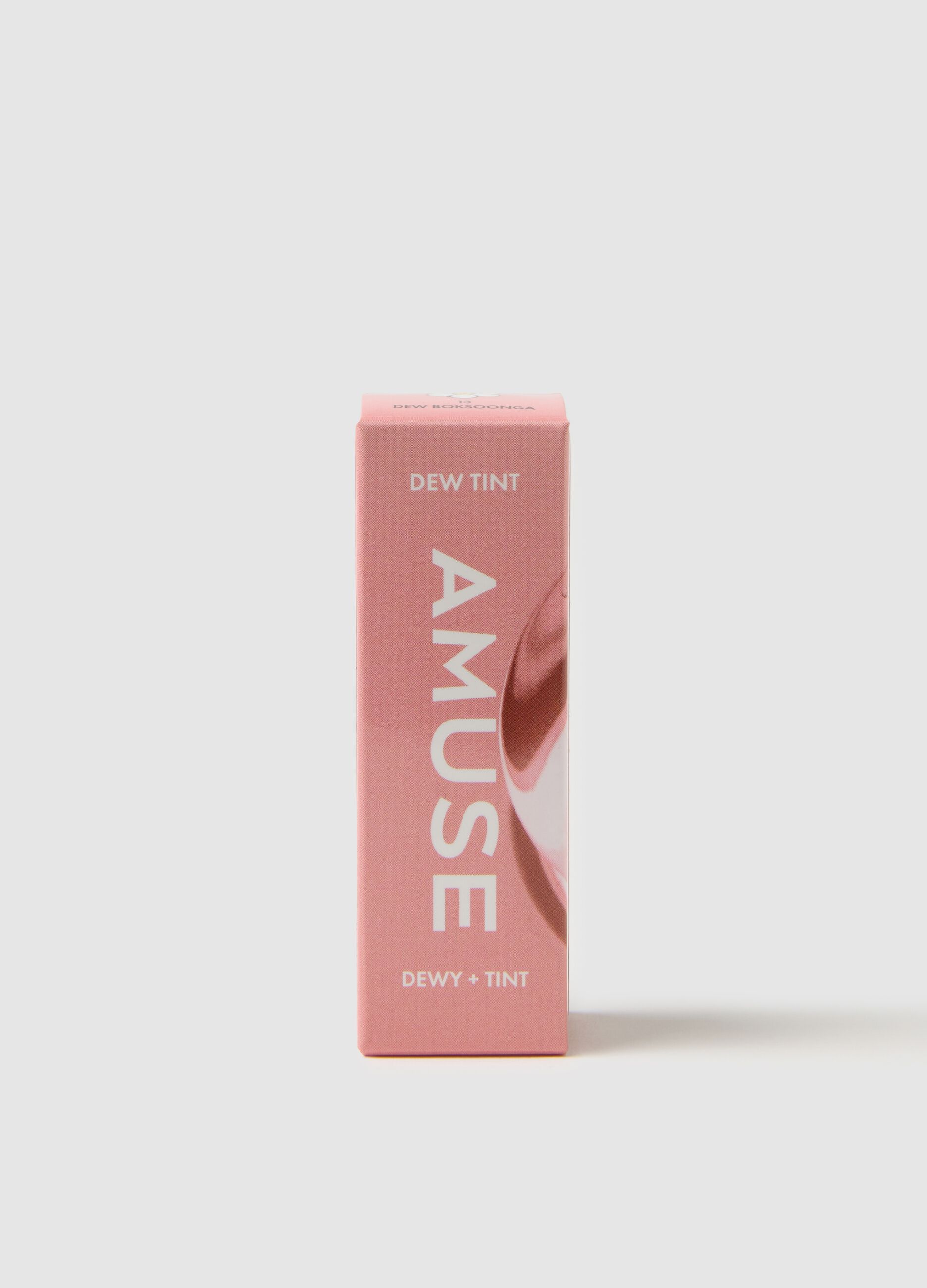 Water-based lip tint, offers great brightness with a lightweight long-lasting finish
