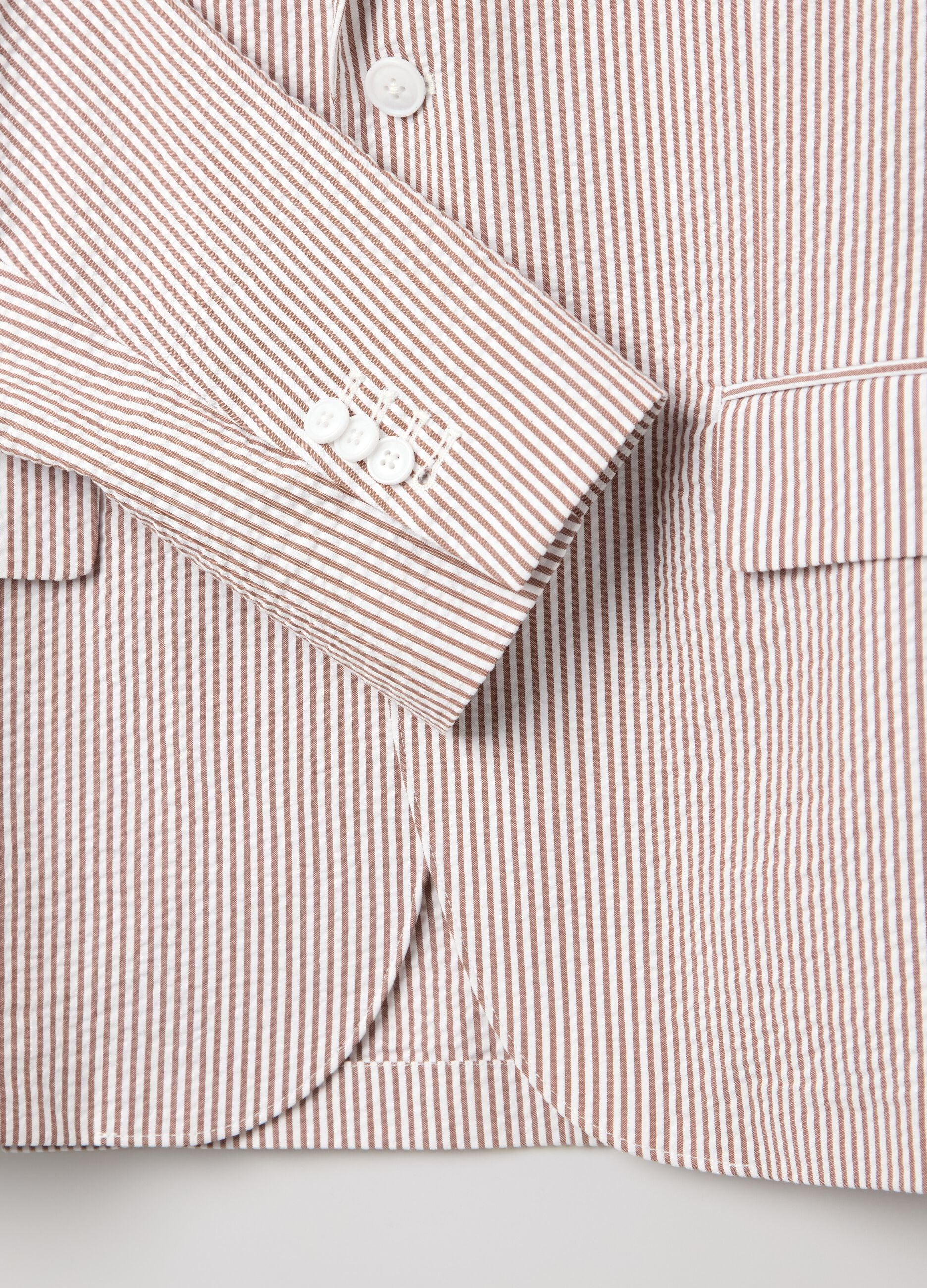 White and brown slim-fit blazer in striped seersucker