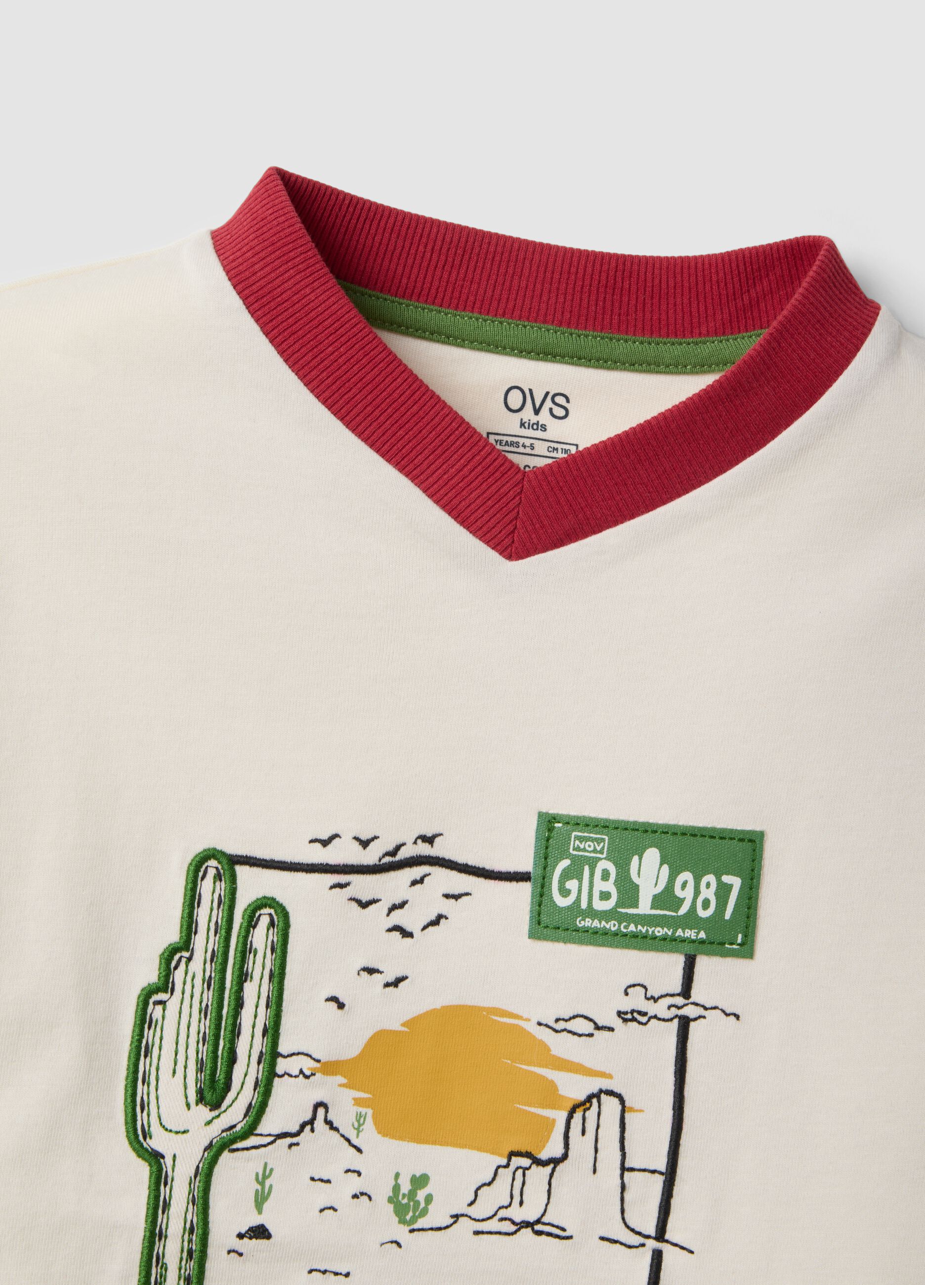 Beige pure cotton T-shirt with adventure print