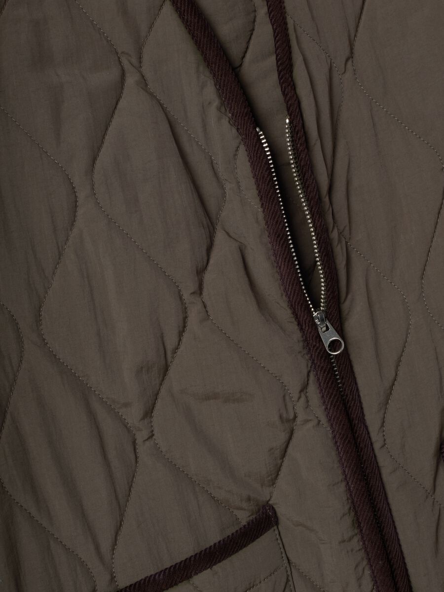 Gilet verde trapuntato con zip regular fit_5