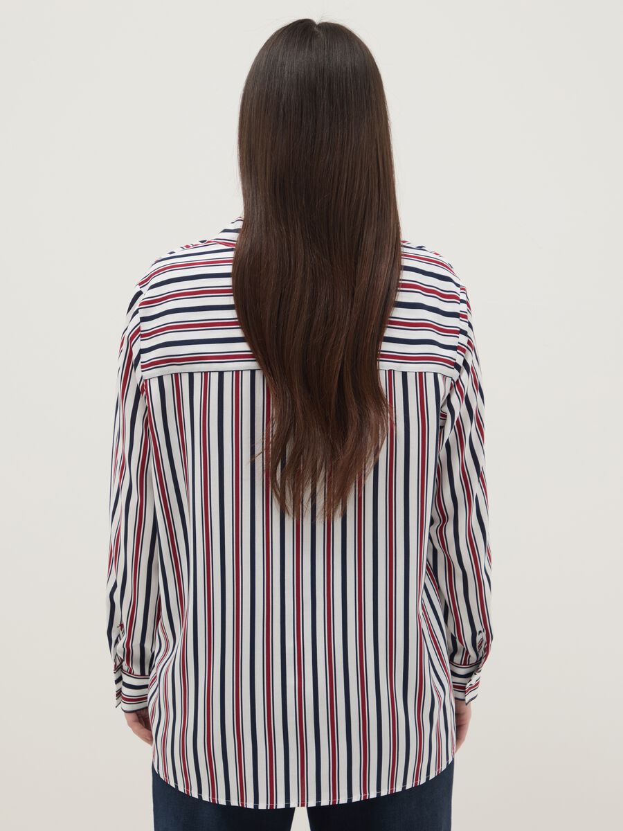 Camicia in pura viscosa a righe multicolor regular fit_2