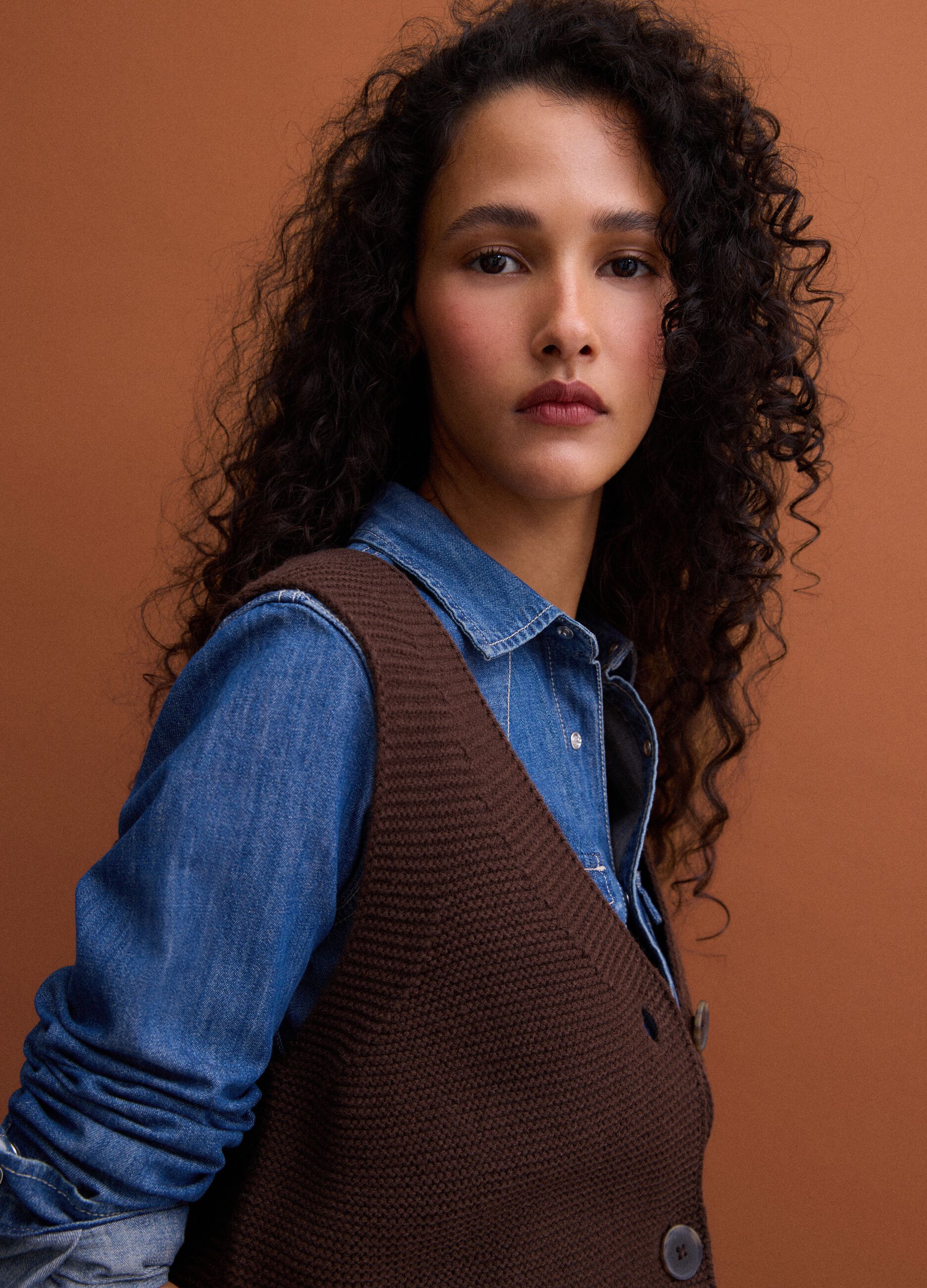 Brown wool-blend gilet with deep V-neck, regular fit