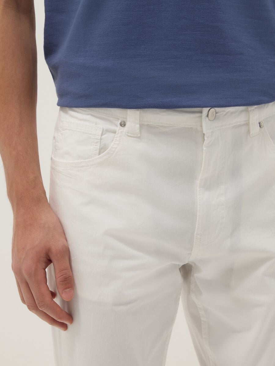 Slim fit stretch cotton white trousers_3