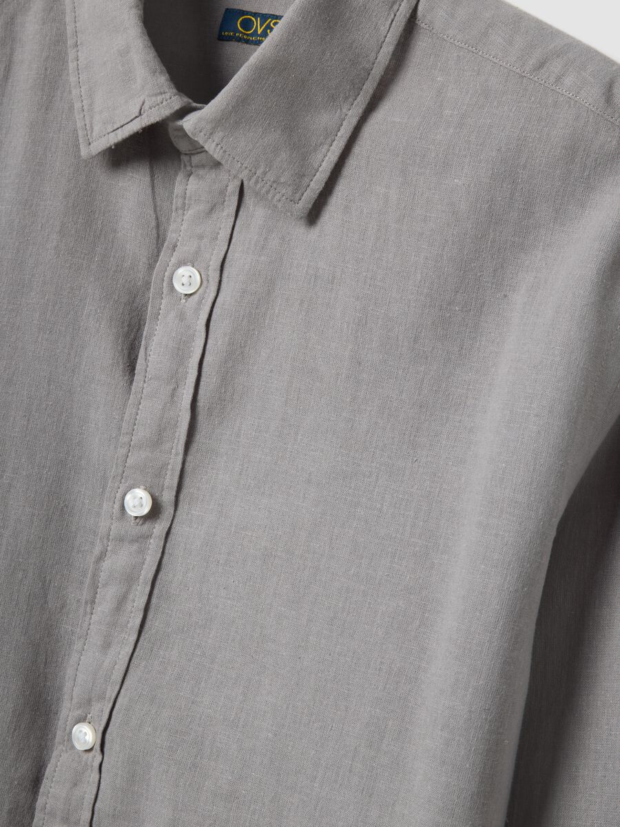 Grey linen-cotton blend shirt with regular fit_5