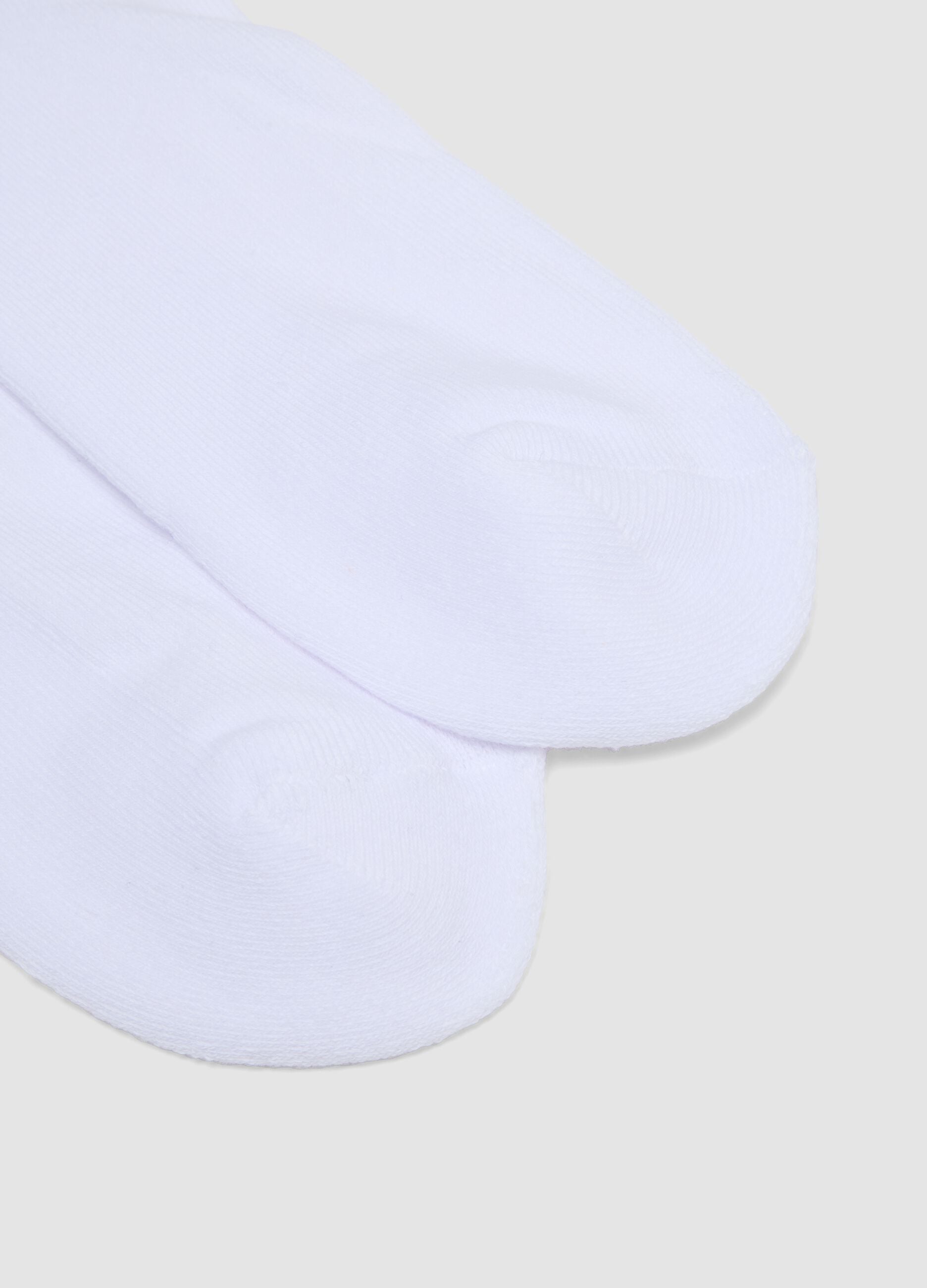 3-pack of white stretch organic cotton sports socks