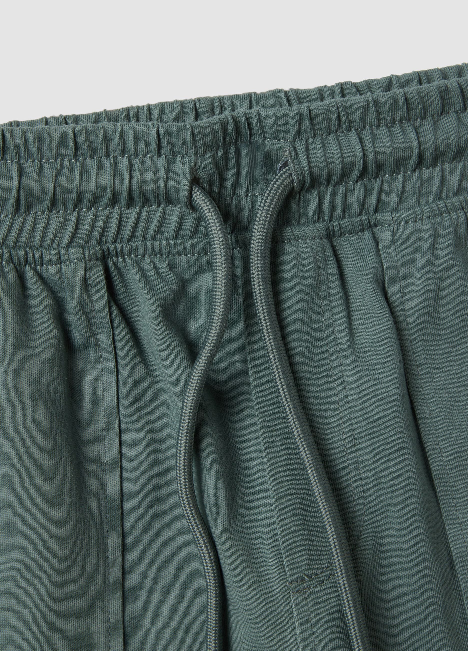 Green organic cotton shorts with elasticated waist