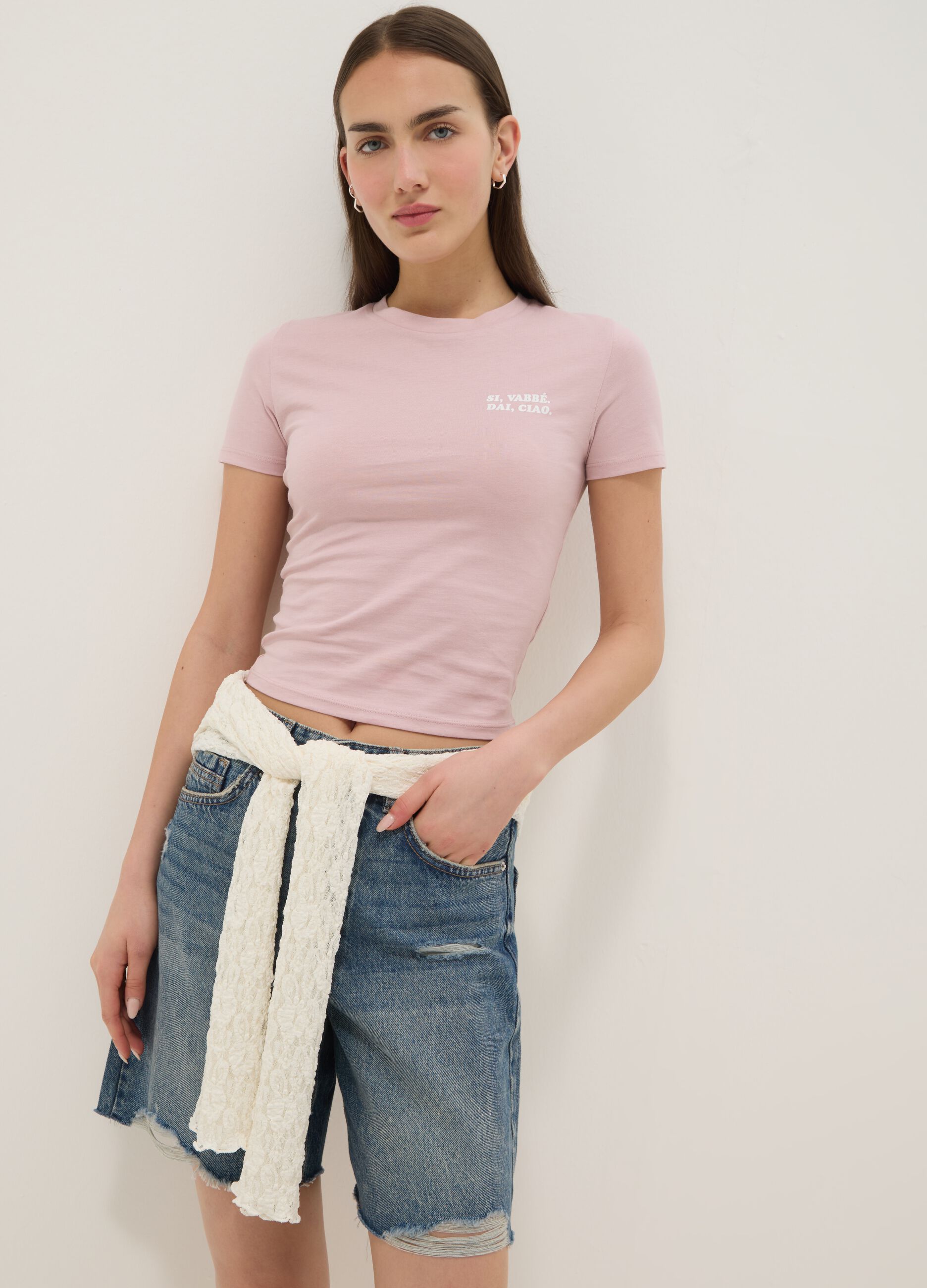 Slim fit pink pure cotton t-shirt with print