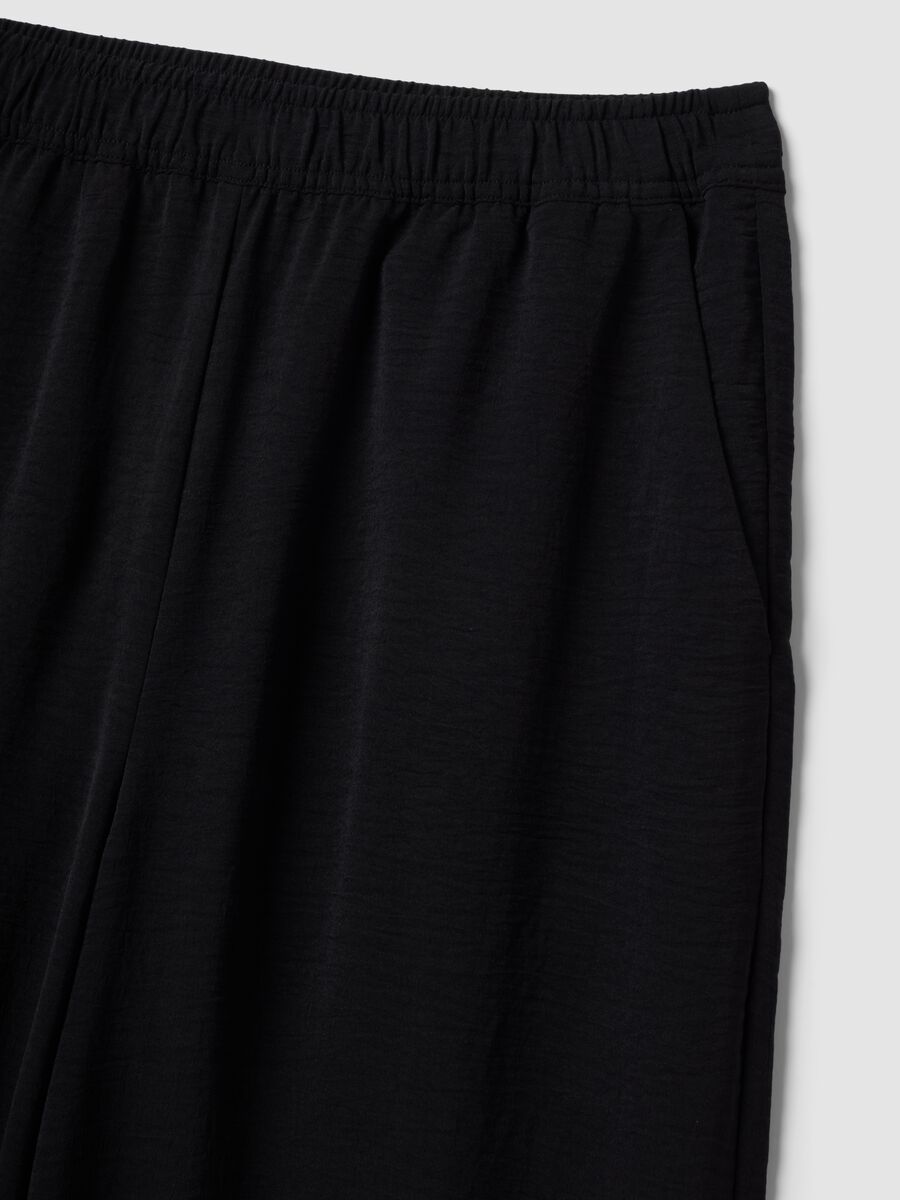 Black wide-leg trousers with elasticated waist_6