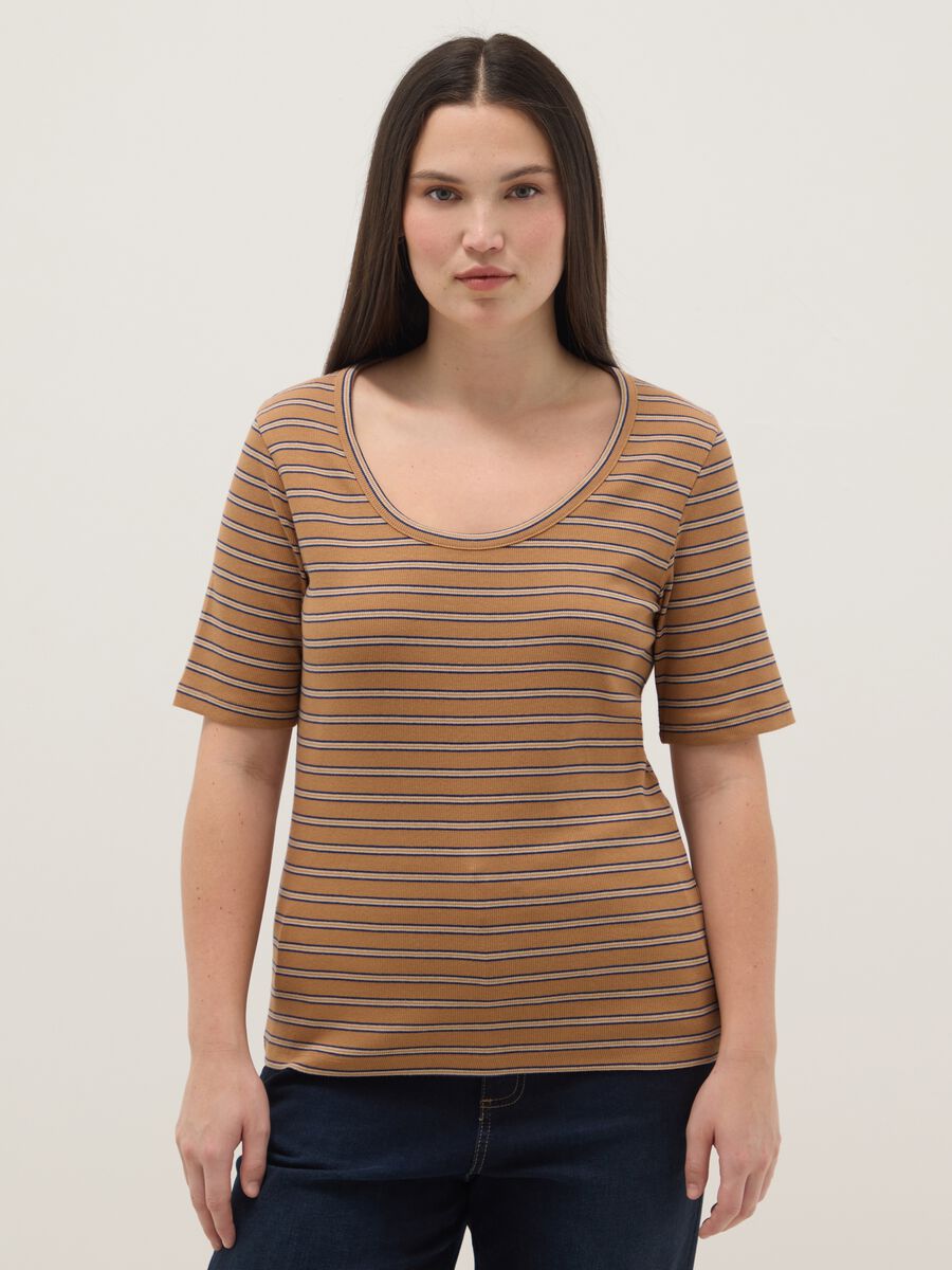 T-shirt in cotone elasticizzato a righe multicolor regular fit_0