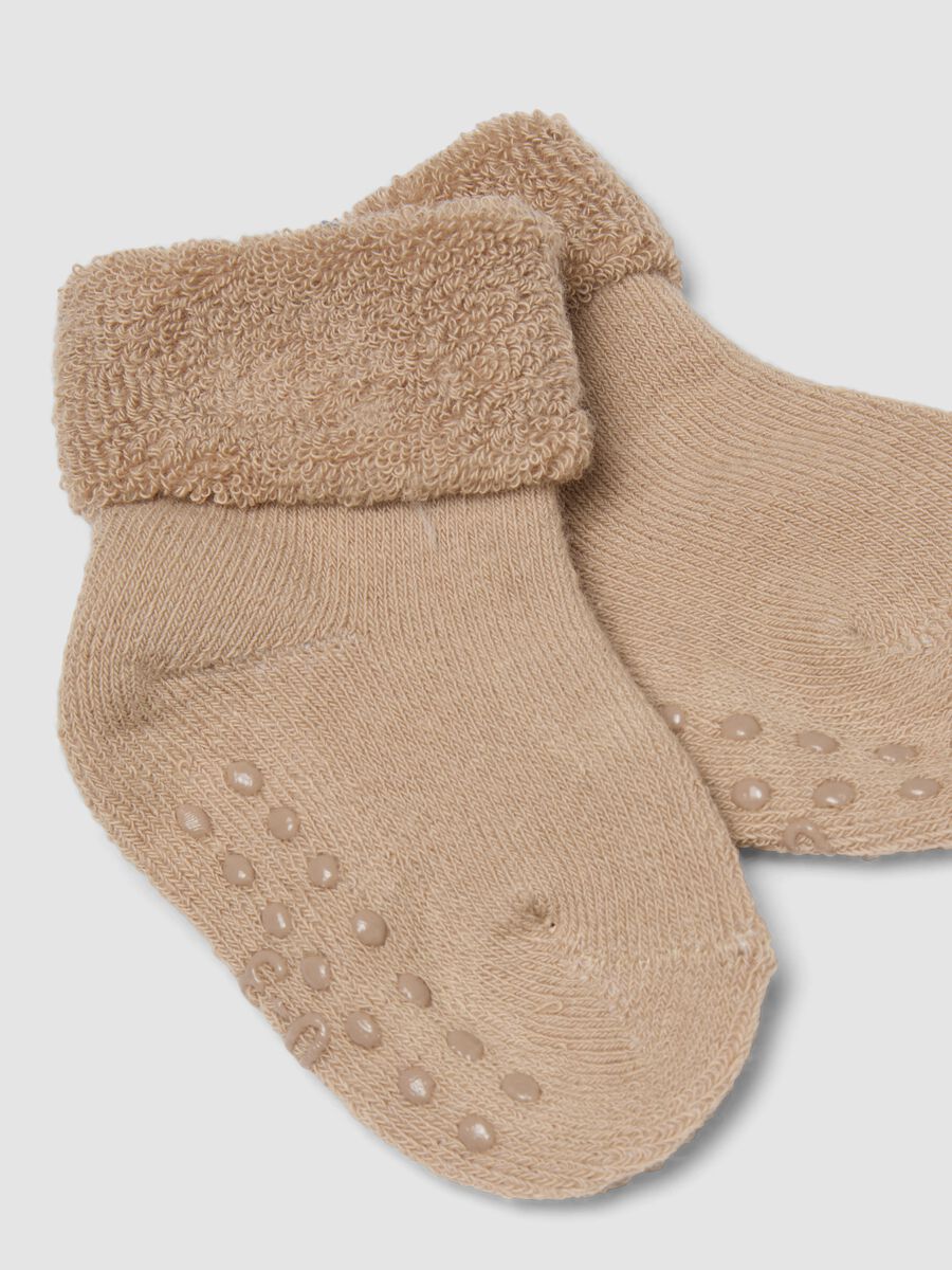 Pack of four multicolour short socks in stretch organic cotton for babies_2