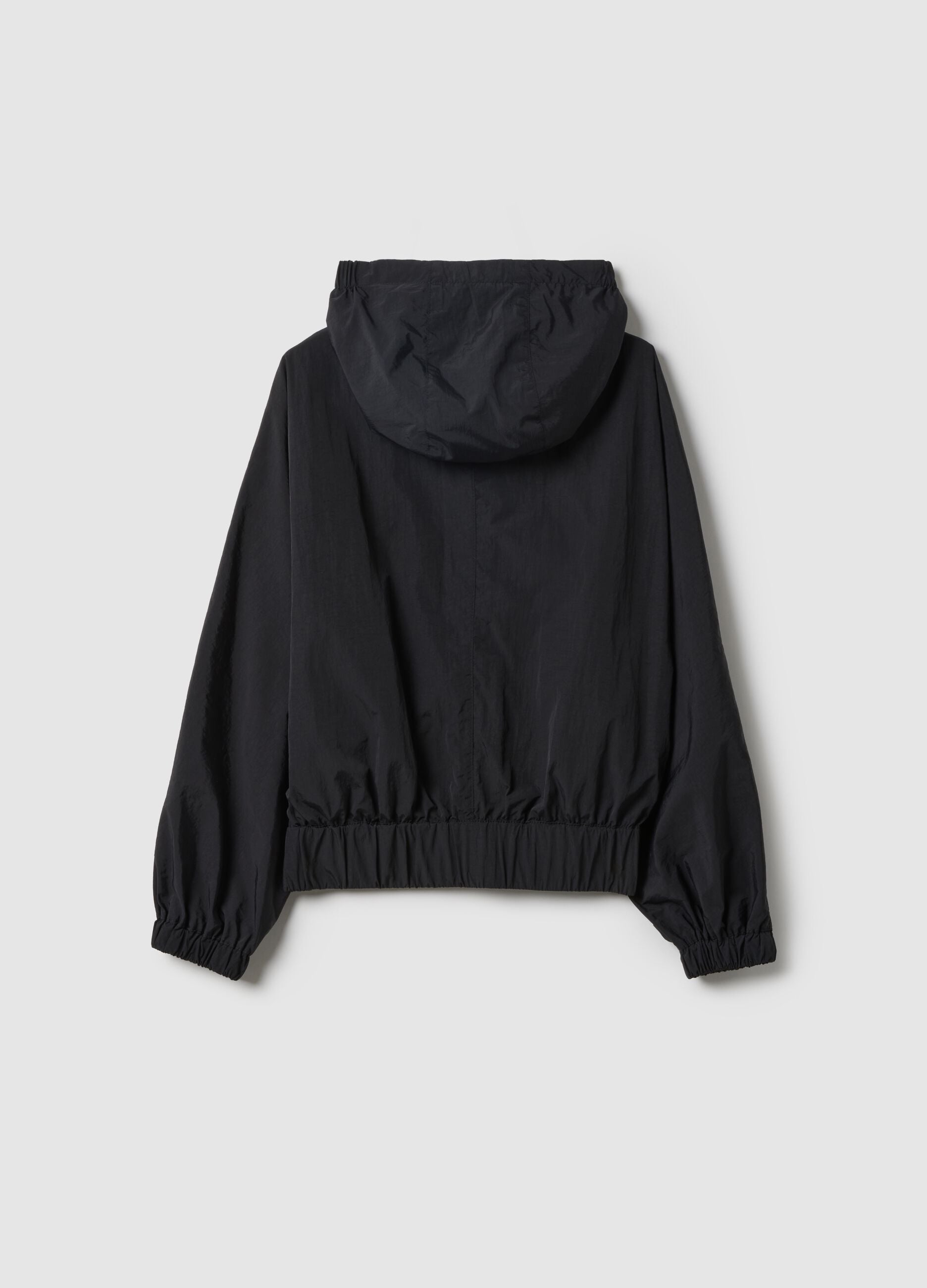 Girls' regular fit lightweight black jacket with zip and hood
