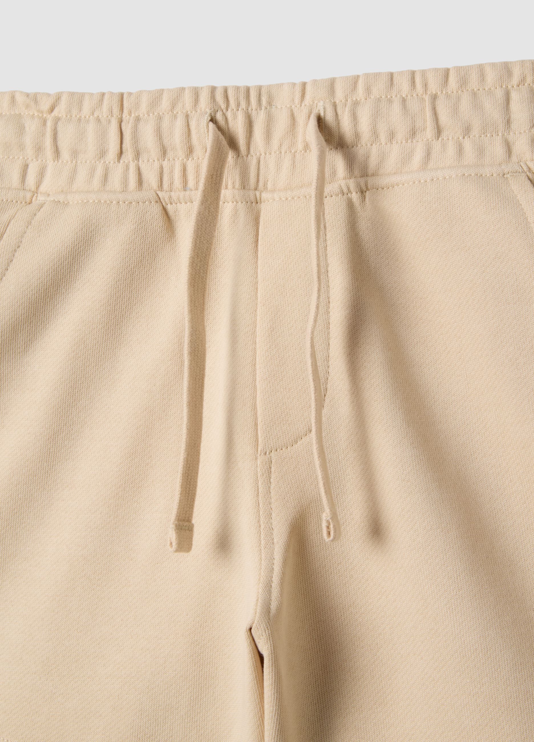 Beige pure cotton boys&rsquo; shorts, regular fit