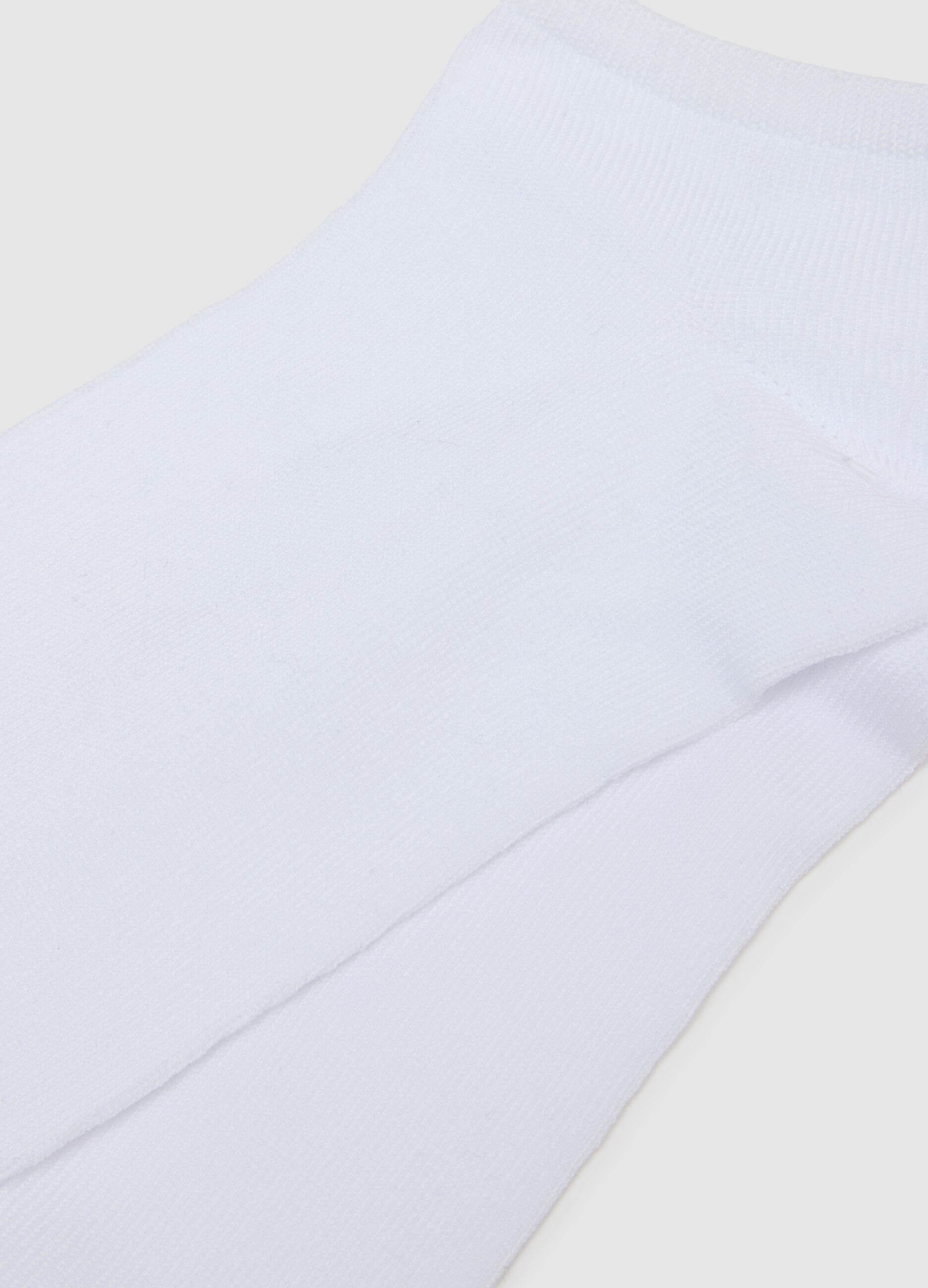 Tripack of low-cut white cotton blend socks regular fit