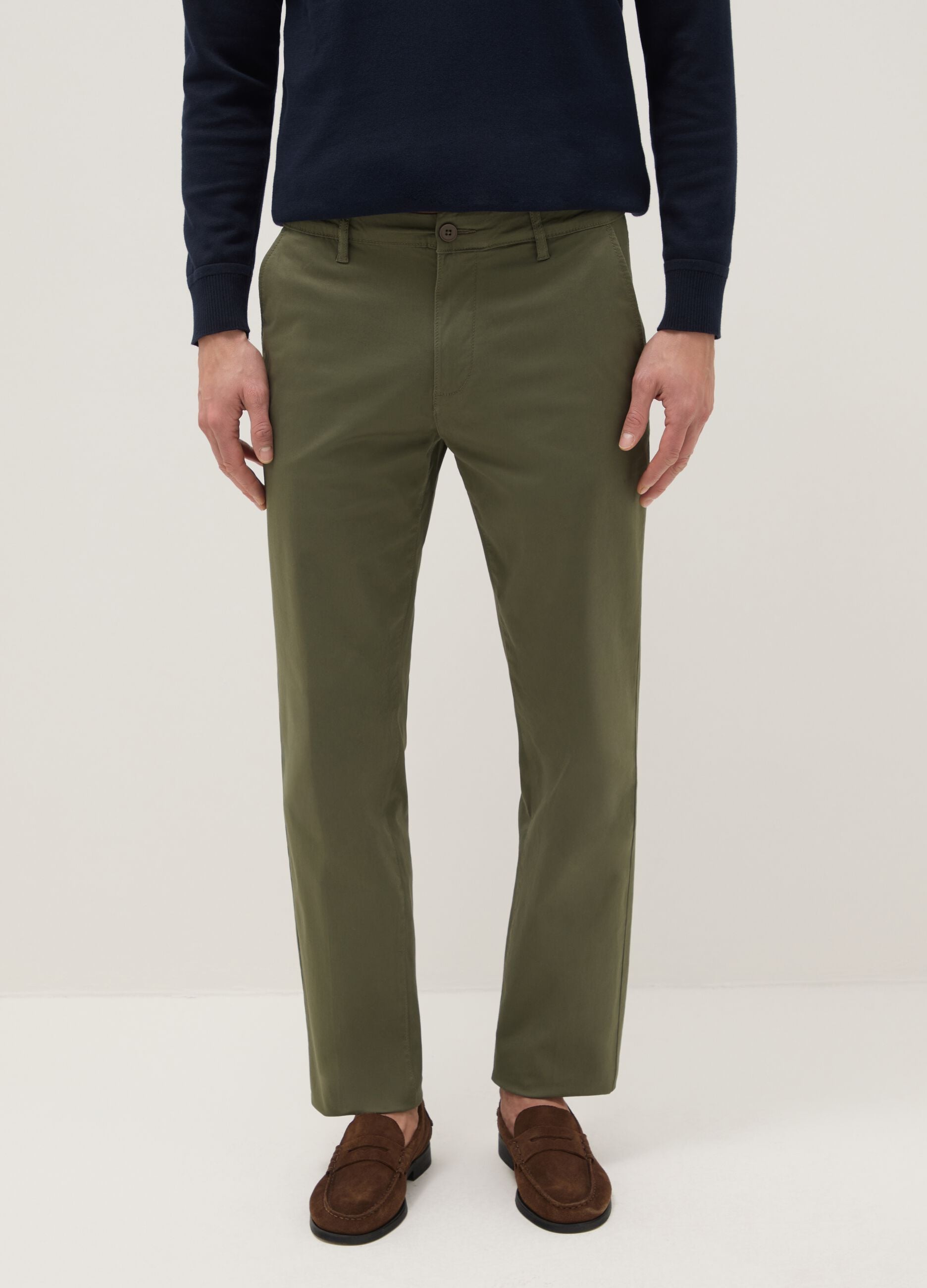 Regular fit stretch cotton green chino trousers