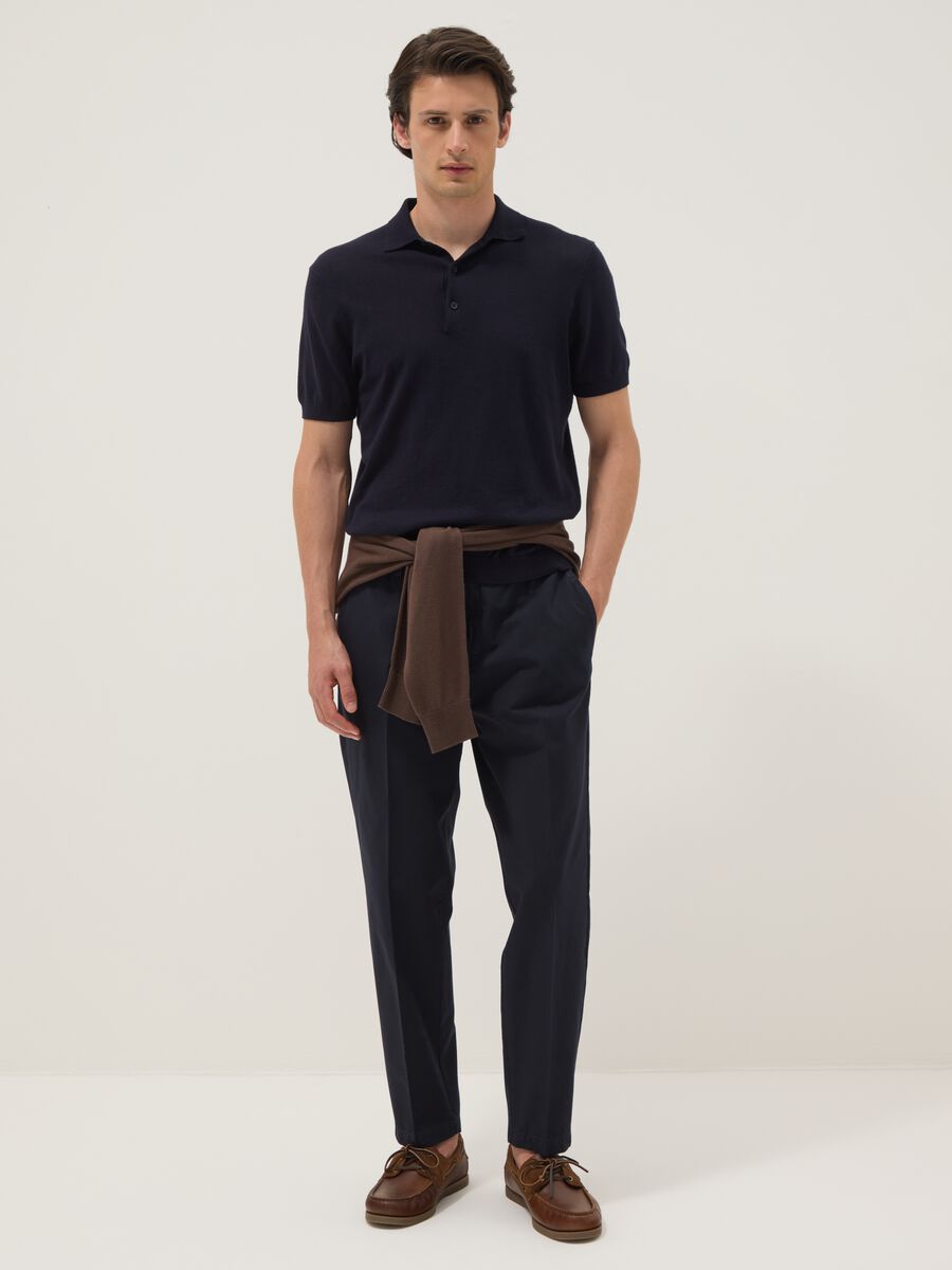 Blue cotton chino trousers with carrot fit_0