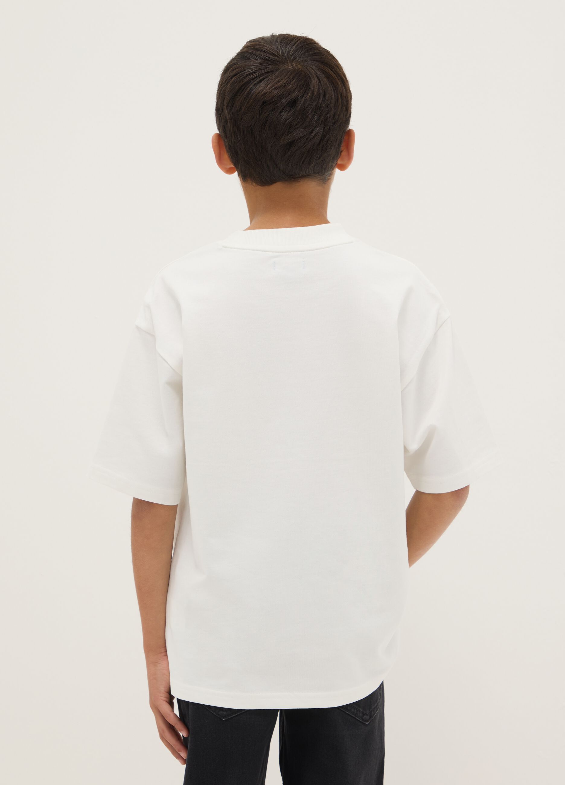 White pure cotton relaxed fit boys' T-shirt with print