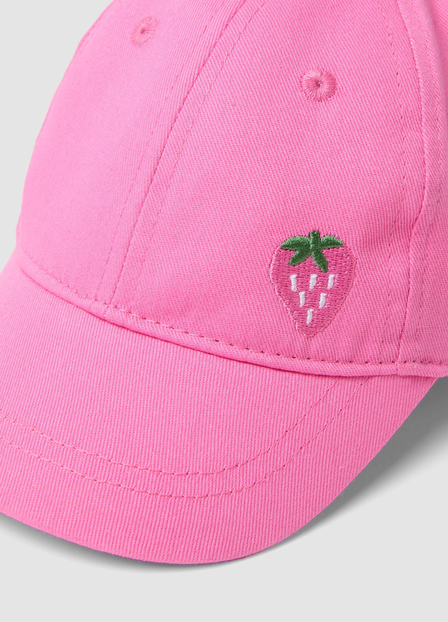 Pink pure cotton baby girl's cap with strawberry