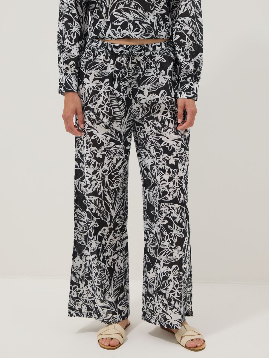 Multicoloured pure cotton long trousers with floral print_1