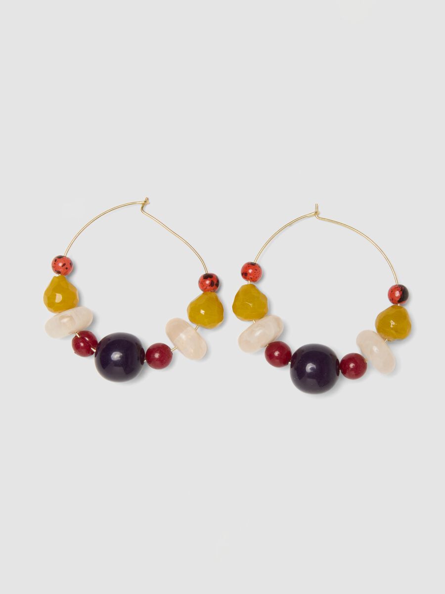 Orecchini a cerchio con pietre in resina multicolor_1